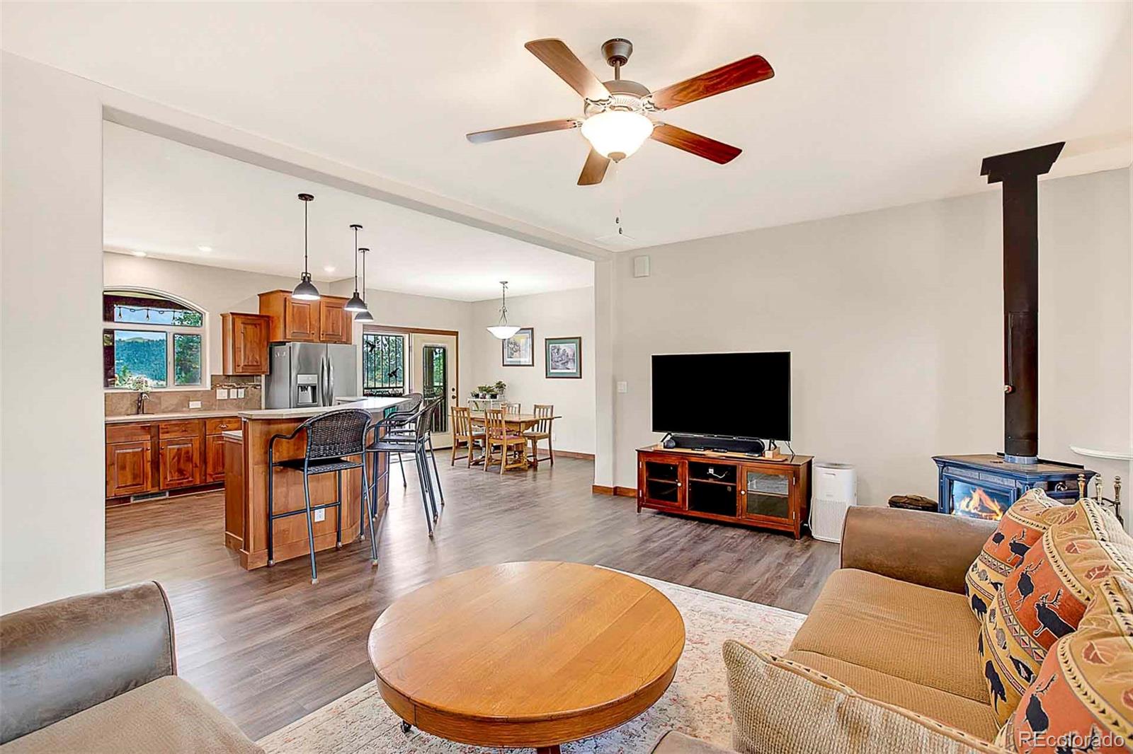 496 Julia Road, Guffey, CO 80820, 3 Bedrooms Bedrooms, ,2 BathroomsBathrooms,Residential,For Sale,Julia,REC1816817