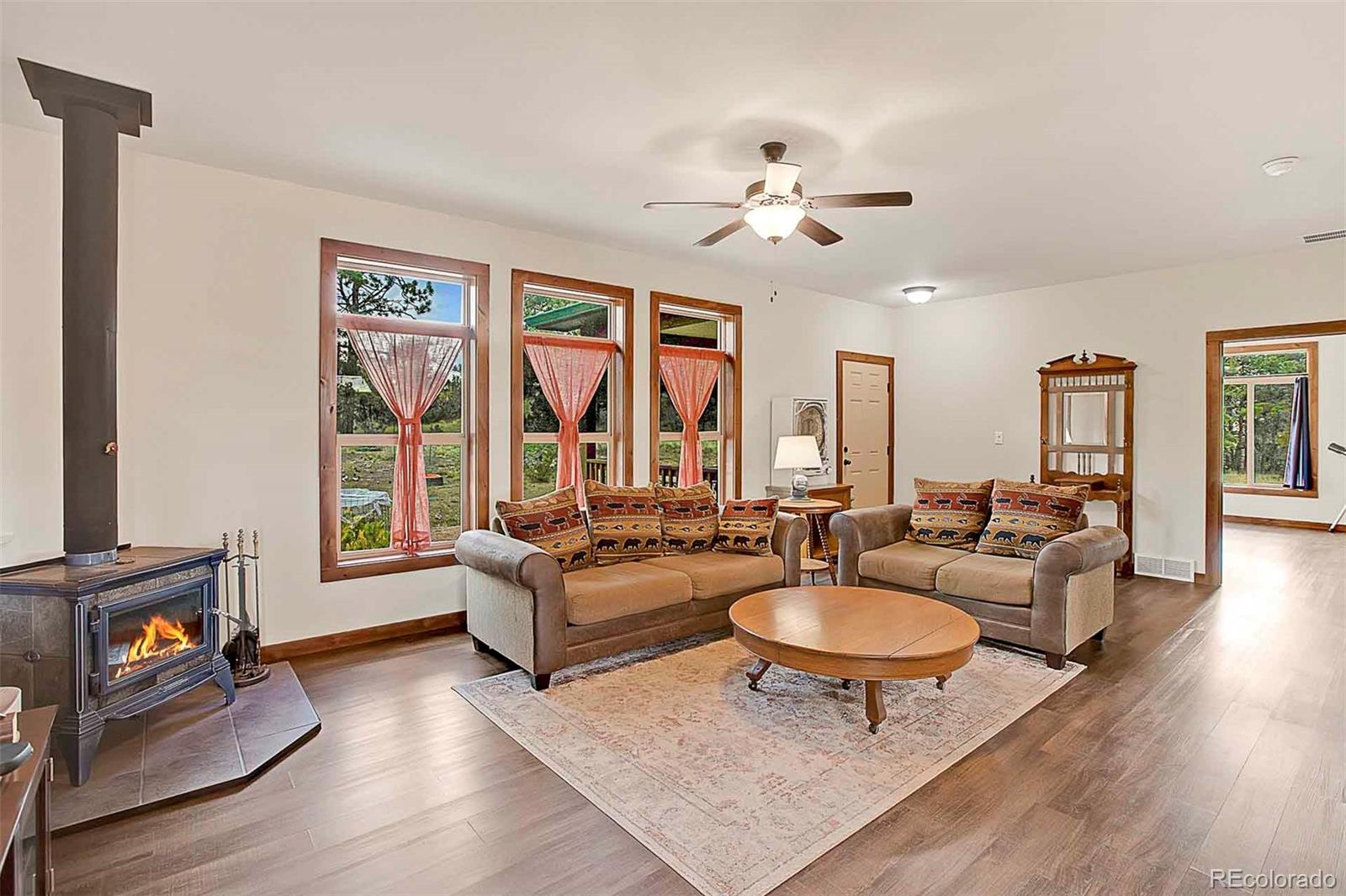 496 Julia Road, Guffey, CO 80820, 3 Bedrooms Bedrooms, ,2 BathroomsBathrooms,Residential,For Sale,Julia,REC1816817