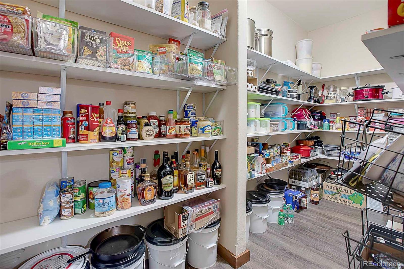 496 Julia Road, Guffey, CO 80820, 3 Bedrooms Bedrooms, ,2 BathroomsBathrooms,Residential,For Sale,Julia,REC1816817