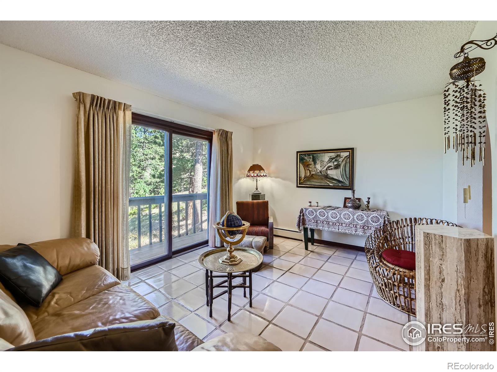 30452 Hollings Way, Golden, CO 80403, 3 Bedrooms Bedrooms, ,4 BathroomsBathrooms,Residential,For Sale,Hollings,RECIR1019037