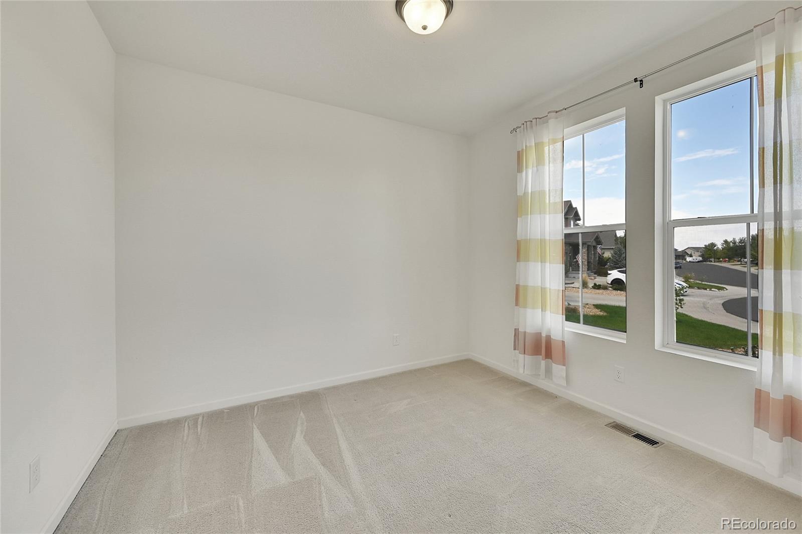 2402 156th Place, Thornton, CO 80602, 3 Bedrooms Bedrooms, ,2 BathroomsBathrooms,Residential,For Sale,156th,REC3293132