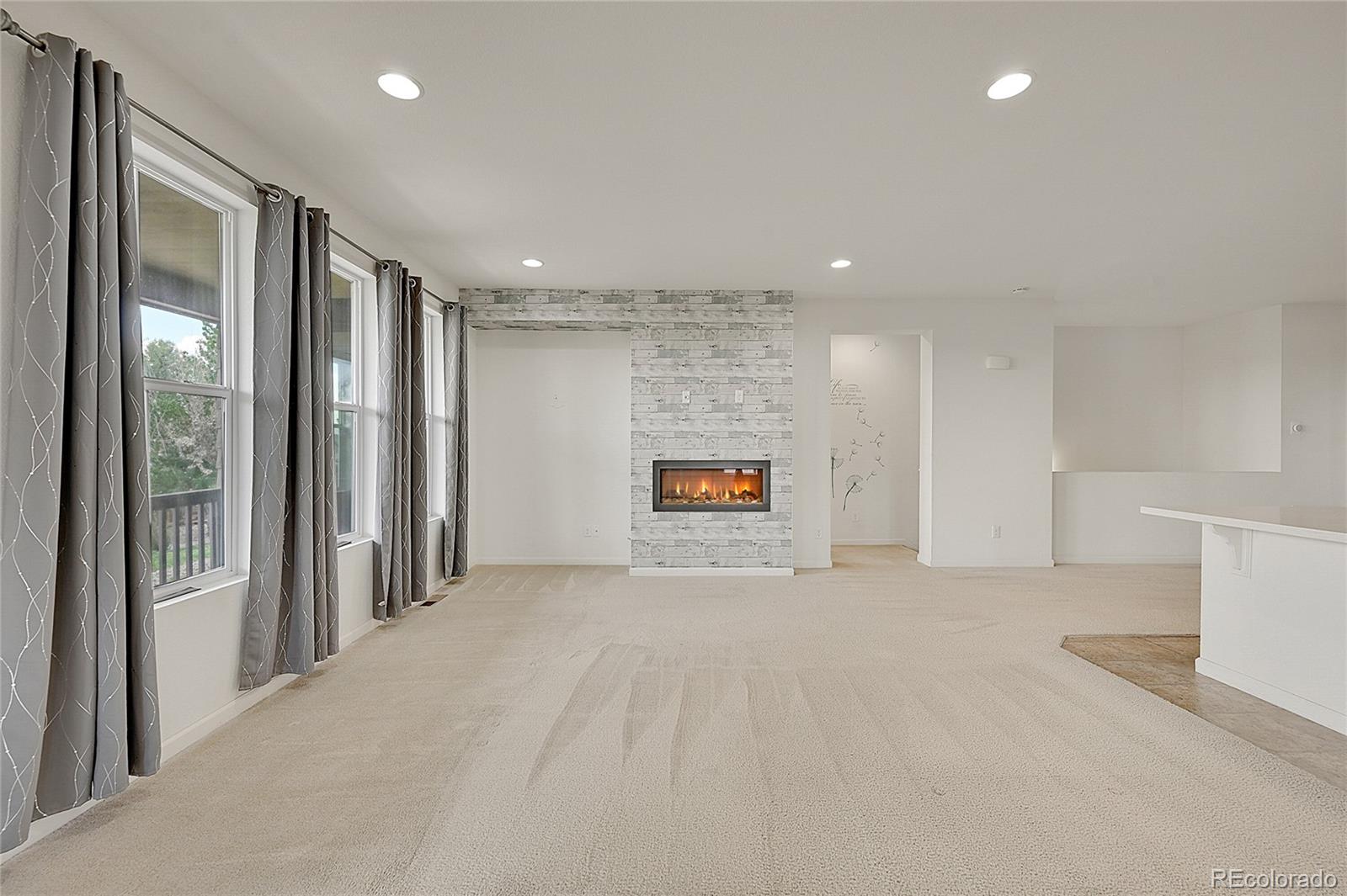 2402 156th Place, Thornton, CO 80602, 3 Bedrooms Bedrooms, ,2 BathroomsBathrooms,Residential,For Sale,156th,REC3293132