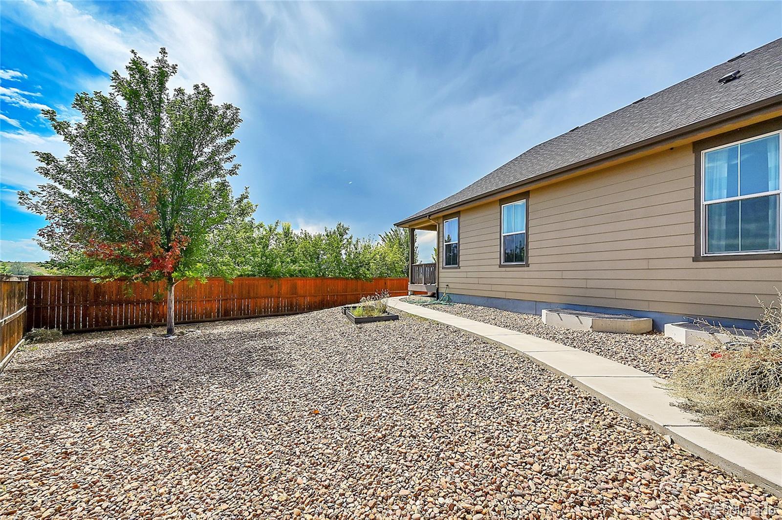 2402 156th Place, Thornton, CO 80602, 3 Bedrooms Bedrooms, ,2 BathroomsBathrooms,Residential,For Sale,156th,REC3293132