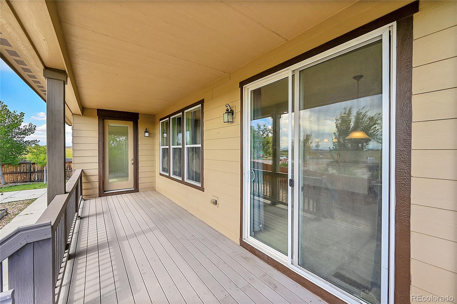 2402 156th Place, Thornton, CO 80602, 3 Bedrooms Bedrooms, ,2 BathroomsBathrooms,Residential,For Sale,156th,REC3293132