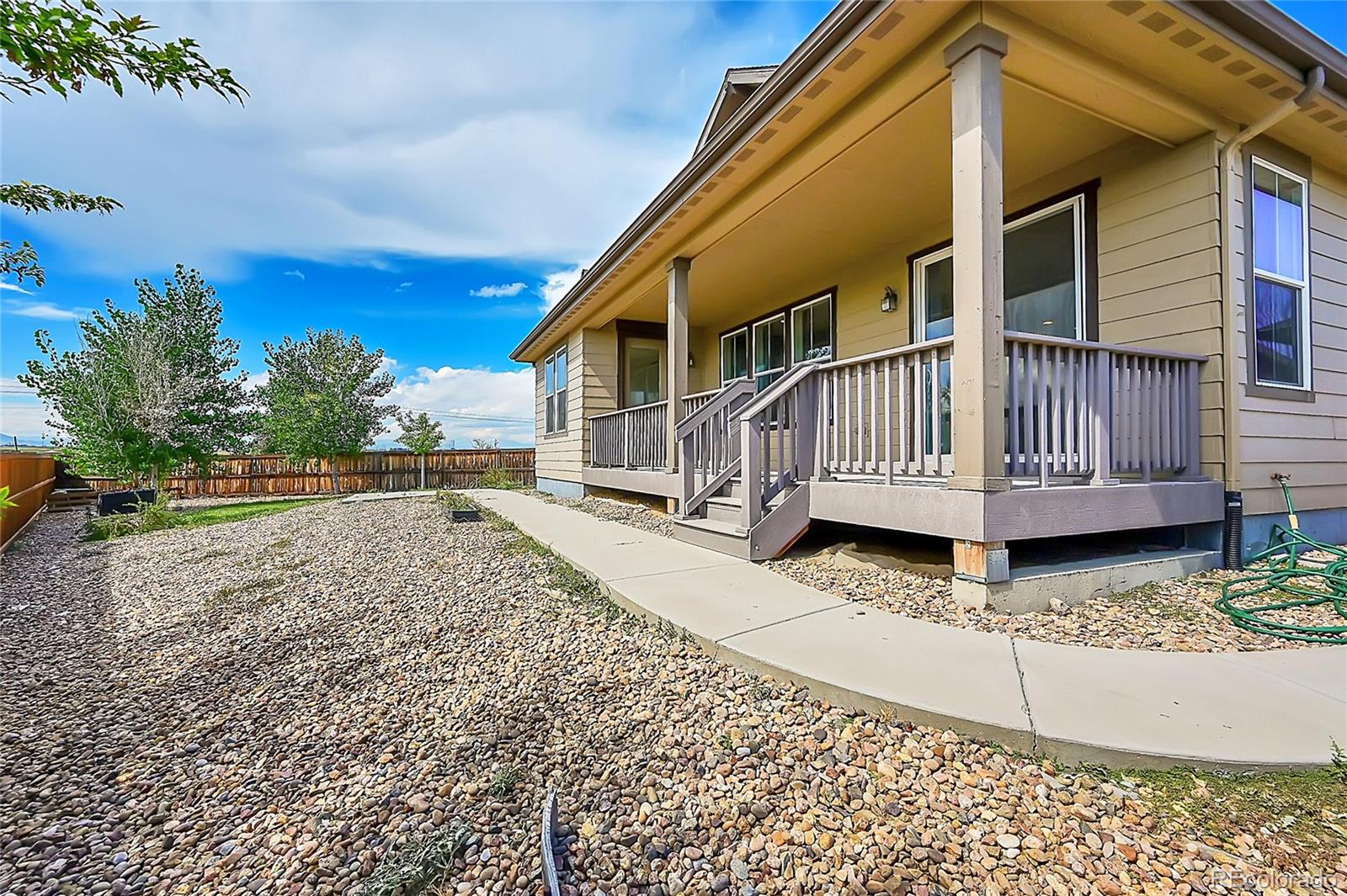 2402 156th Place, Thornton, CO 80602, 3 Bedrooms Bedrooms, ,2 BathroomsBathrooms,Residential,For Sale,156th,REC3293132