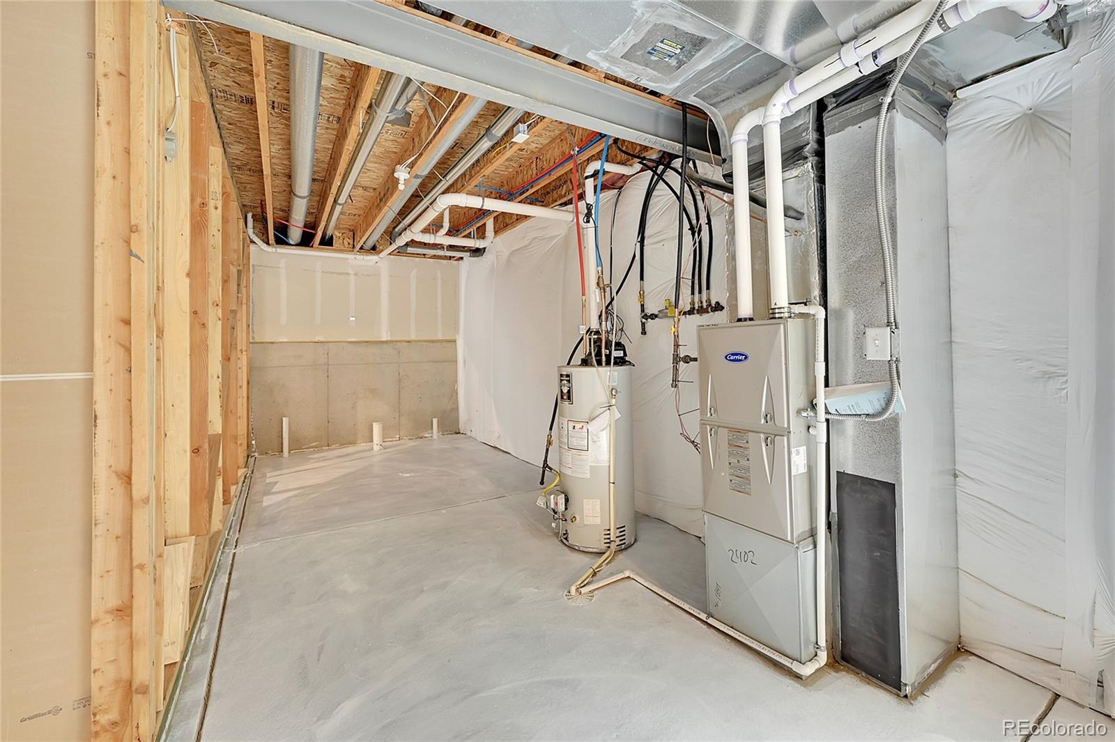 2402 156th Place, Thornton, CO 80602, 3 Bedrooms Bedrooms, ,2 BathroomsBathrooms,Residential,For Sale,156th,REC3293132