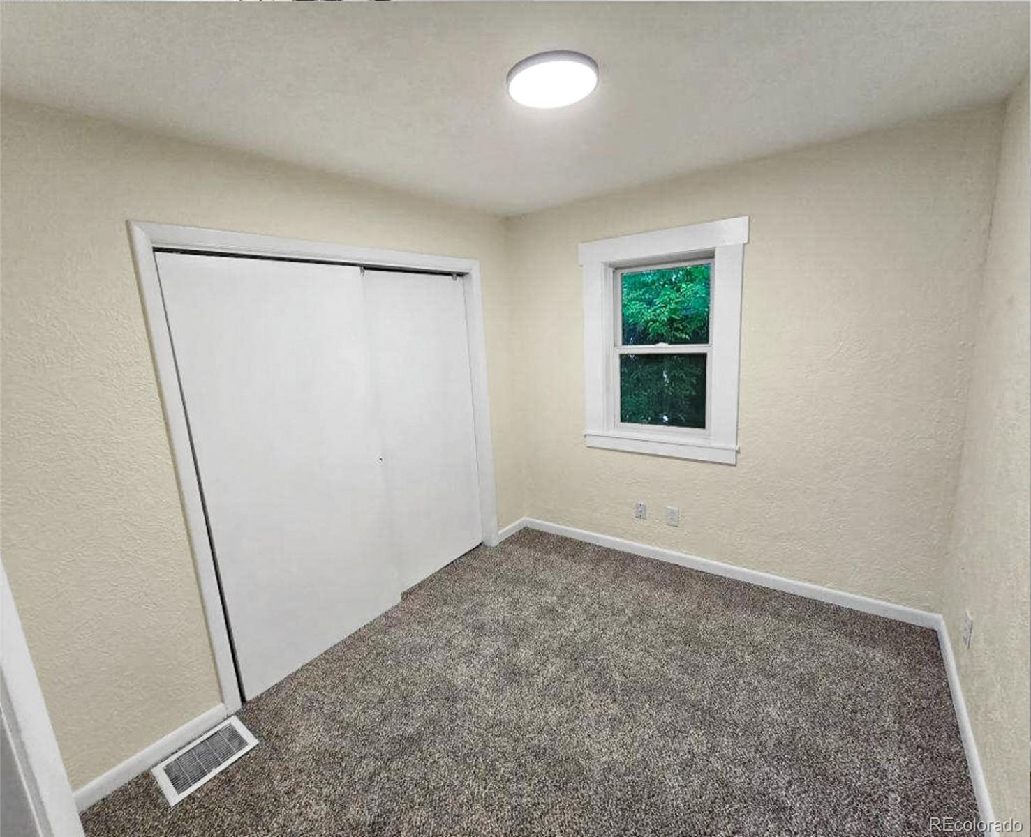 Restricted Address, 6 Bedrooms Bedrooms, ,3 BathroomsBathrooms,Residential,For Sale,Benton,REC4440806