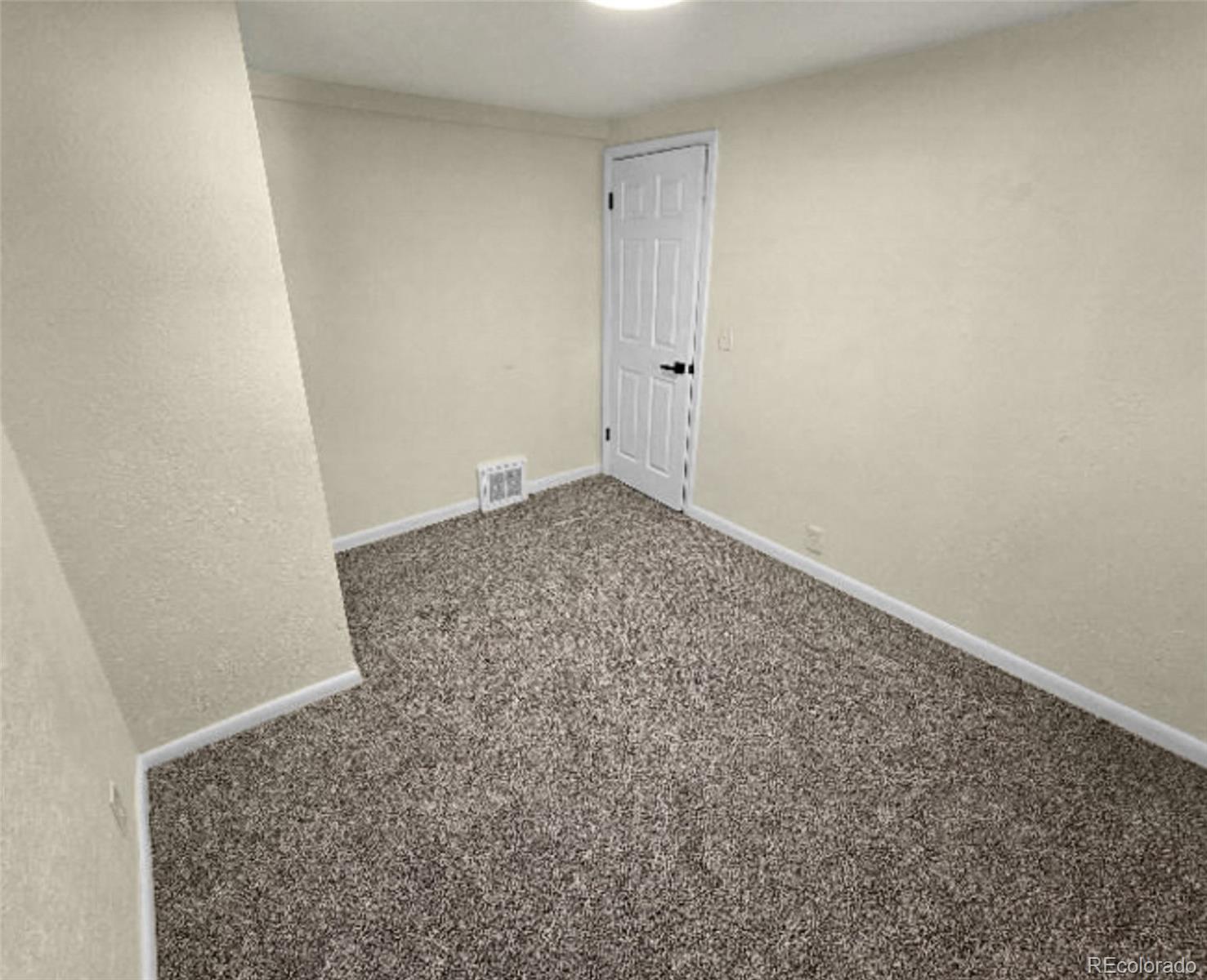 Restricted Address, 6 Bedrooms Bedrooms, ,3 BathroomsBathrooms,Residential,For Sale,Benton,REC4440806