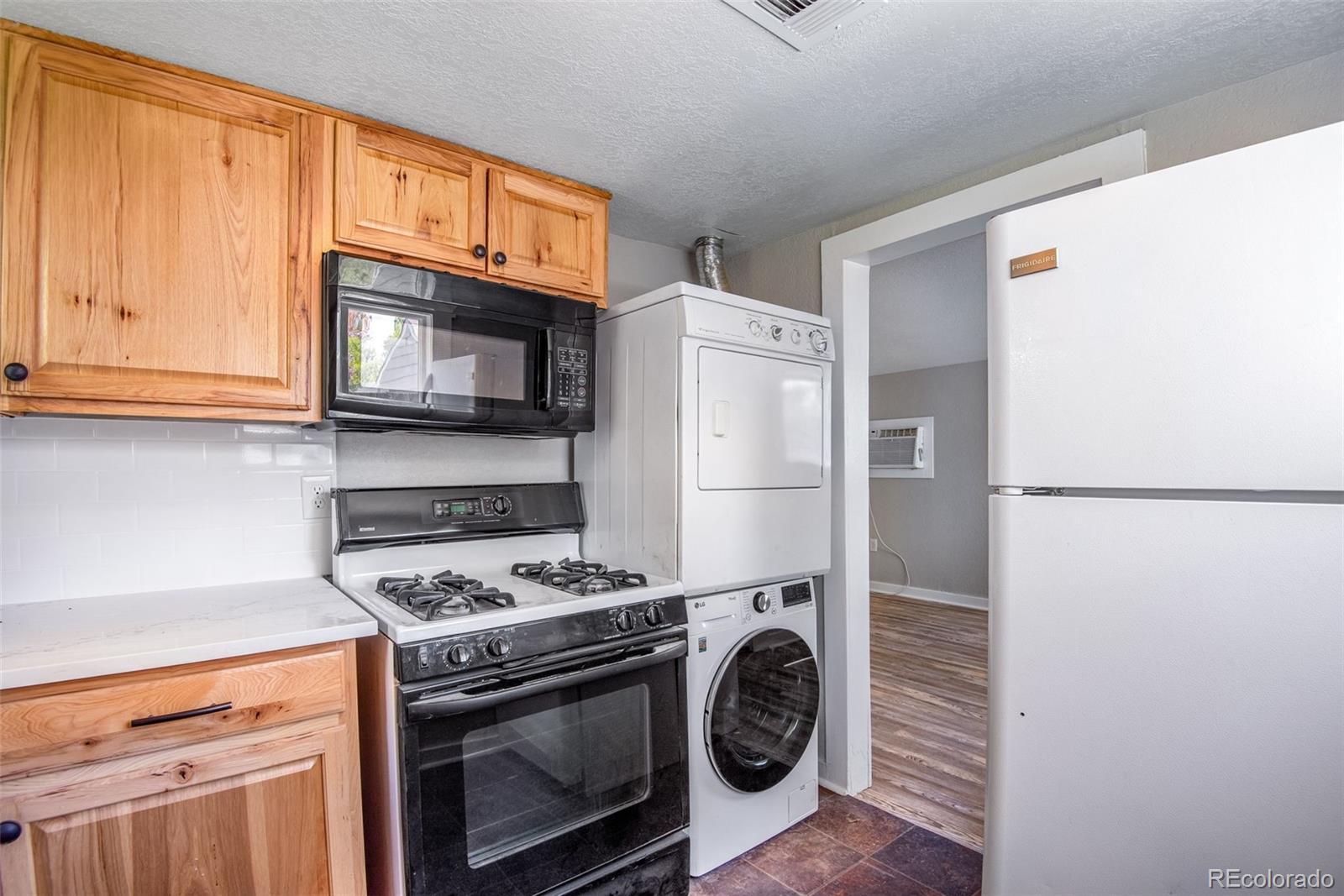 Restricted Address, 6 Bedrooms Bedrooms, ,3 BathroomsBathrooms,Residential,For Sale,Benton,REC4440806