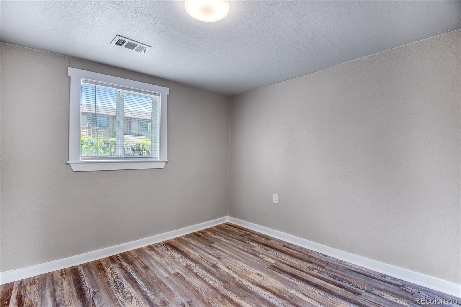 Restricted Address, 6 Bedrooms Bedrooms, ,3 BathroomsBathrooms,Residential,For Sale,Benton,REC4440806