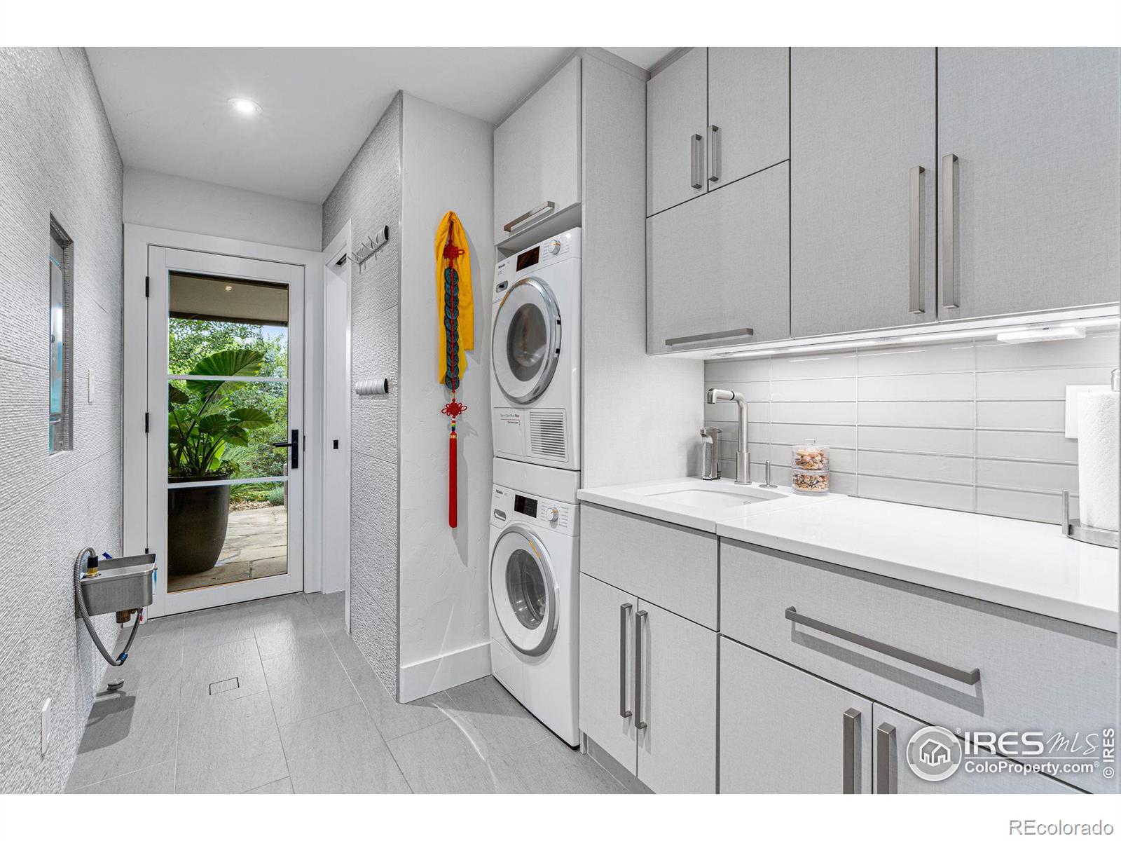 2967 Middle Fork Road, Boulder, CO 80302, 5 Bedrooms Bedrooms, ,6 BathroomsBathrooms,Residential,For Sale,Middle Fork,RECIR1019061