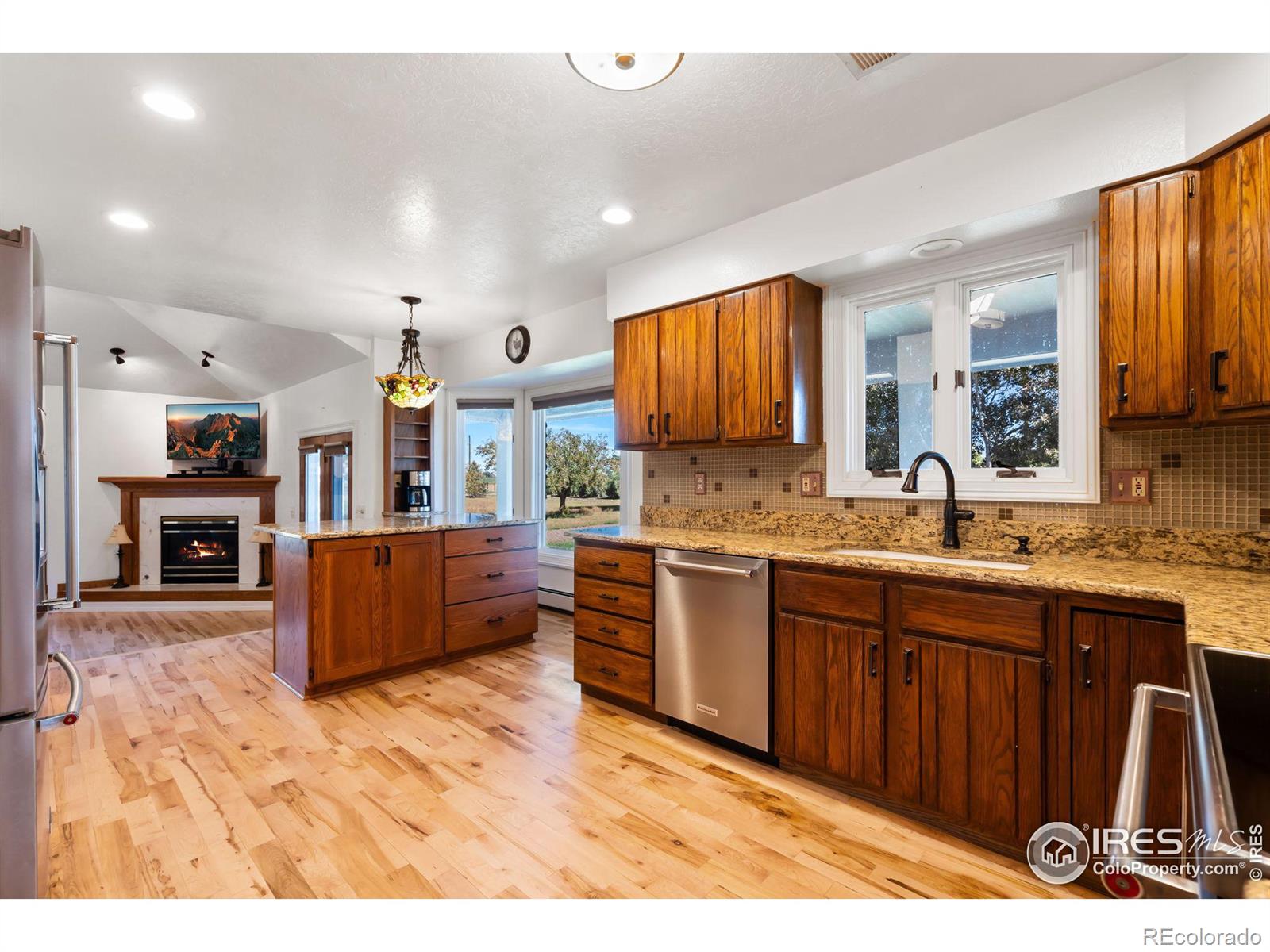 21977 County Road 78, Eaton, CO 80615, 3 Bedrooms Bedrooms, ,3 BathroomsBathrooms,Residential,For Sale,County Road 78,RECIR1019016