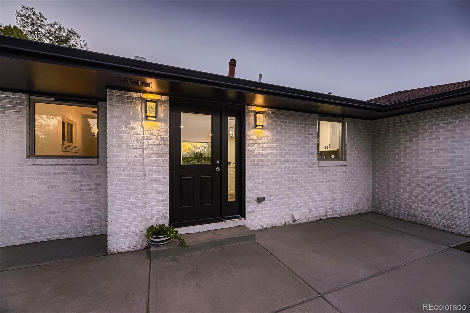 7315 Upham Court, Arvada, CO 80003, 4 Bedrooms Bedrooms, ,3 BathroomsBathrooms,Residential,For Sale,Upham,REC6261395