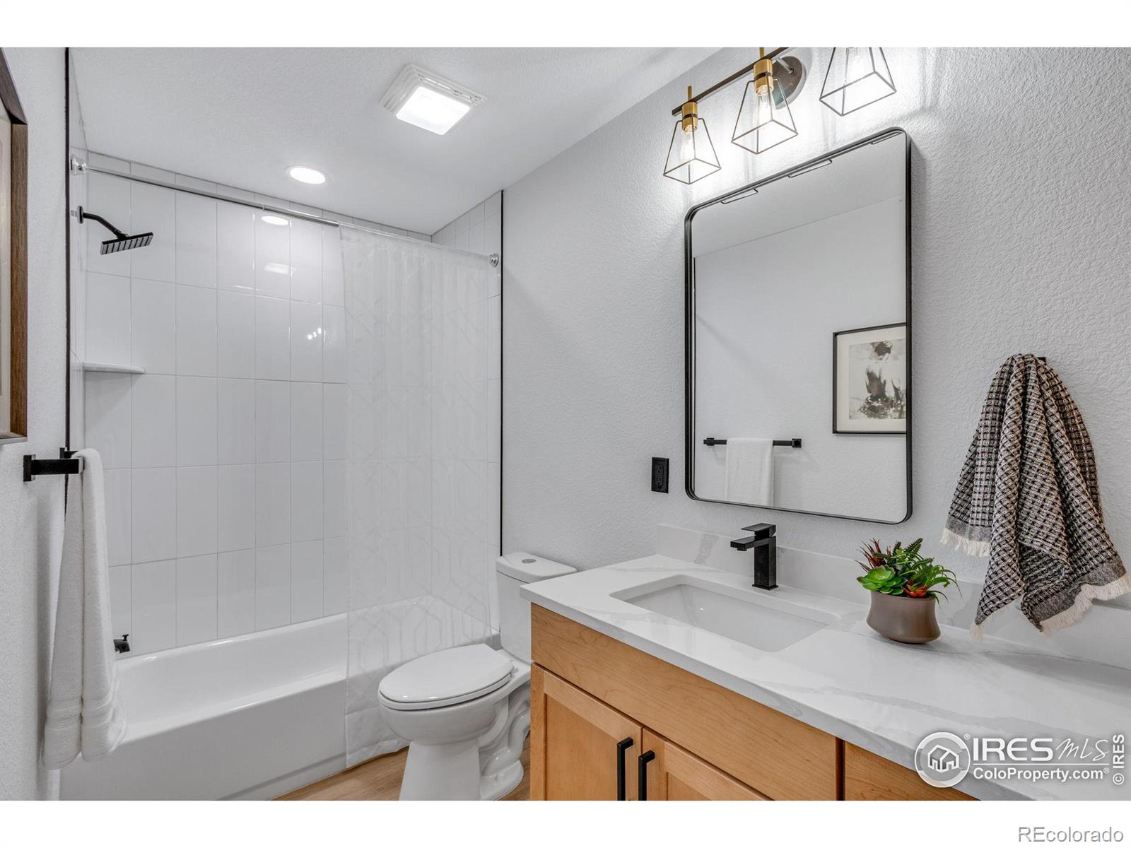 301 Bowline Court, Fort Collins, CO 80525, 4 Bedrooms Bedrooms, ,3 BathroomsBathrooms,Residential,For Sale,Bowline,RECIR1018982