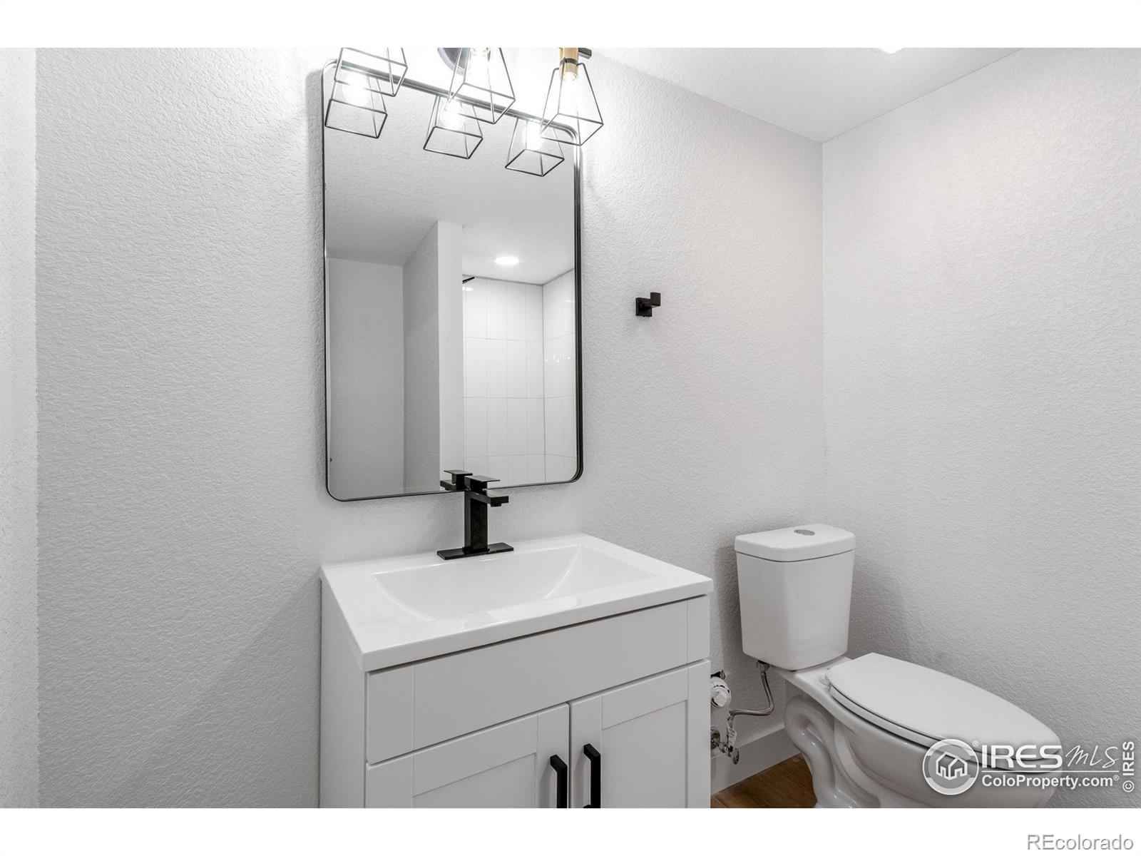 301 Bowline Court, Fort Collins, CO 80525, 4 Bedrooms Bedrooms, ,3 BathroomsBathrooms,Residential,For Sale,Bowline,RECIR1018982