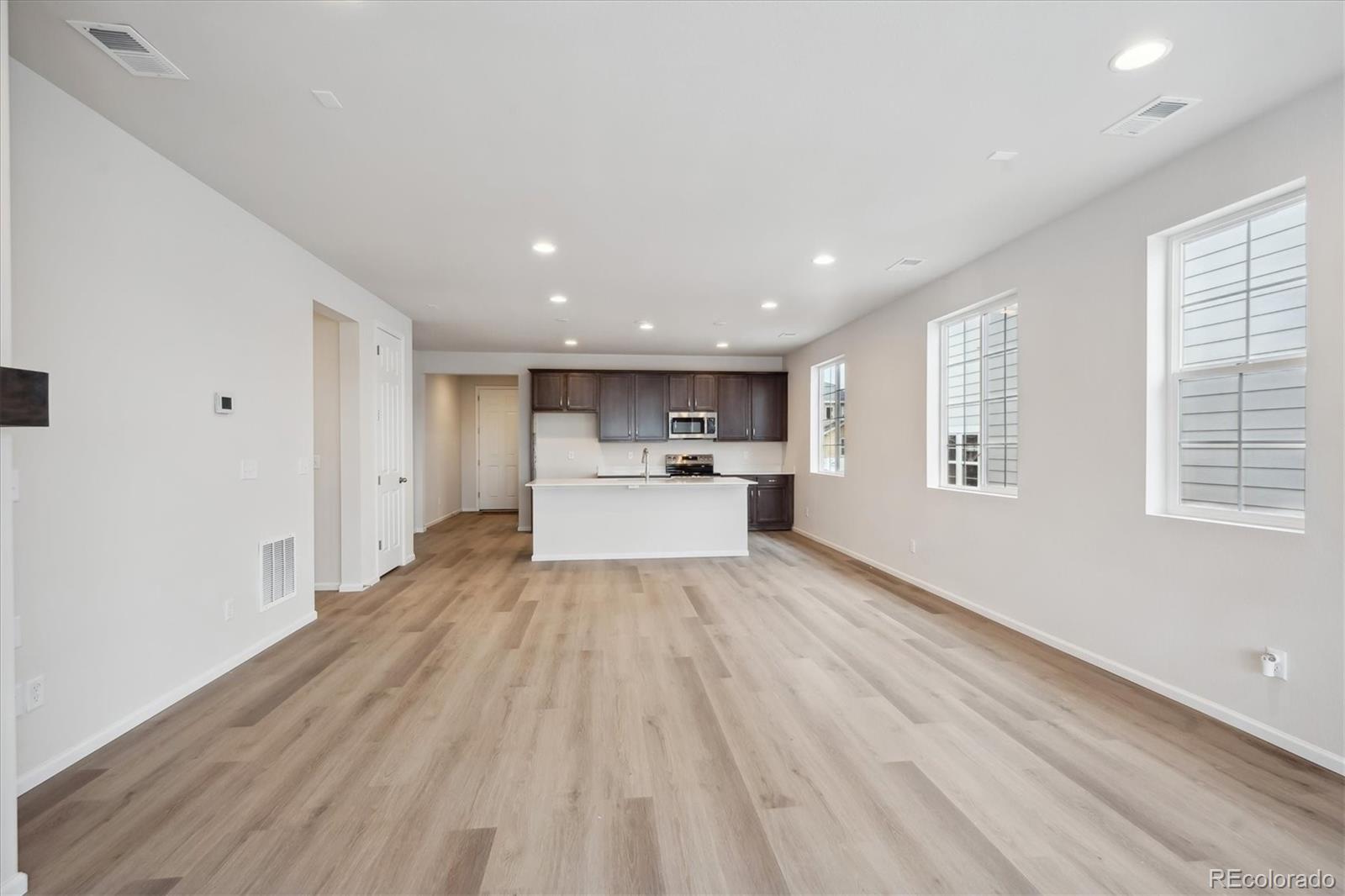 1361 Rock Cliff Avenue, Erie, CO 80516, 4 Bedrooms Bedrooms, ,2 BathroomsBathrooms,Residential,For Sale,Rock Cliff,REC5972505