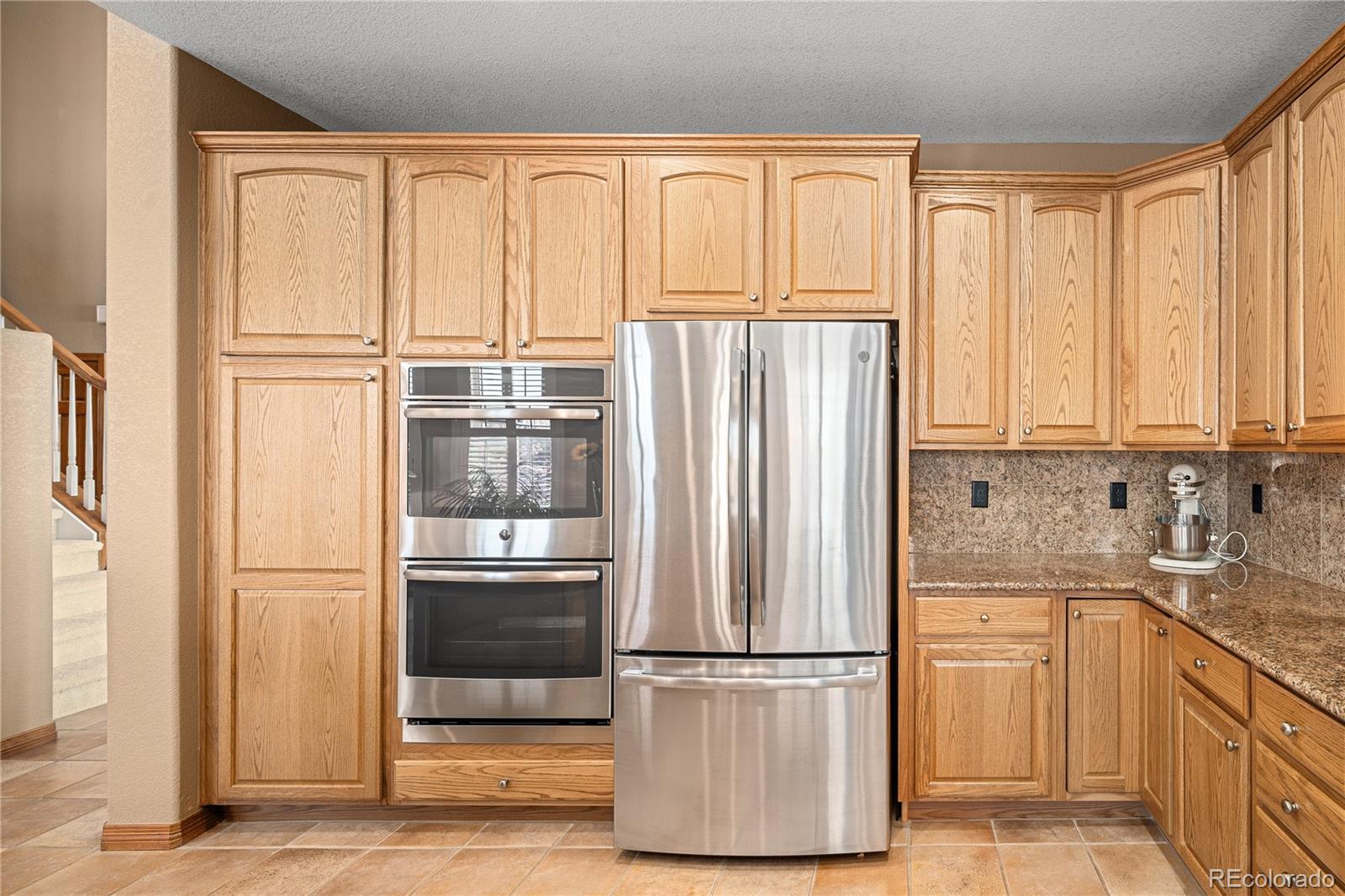 9540 Field Way, Littleton, CO 80127, 5 Bedrooms Bedrooms, ,5 BathroomsBathrooms,Residential,For Sale,Field,REC8647587