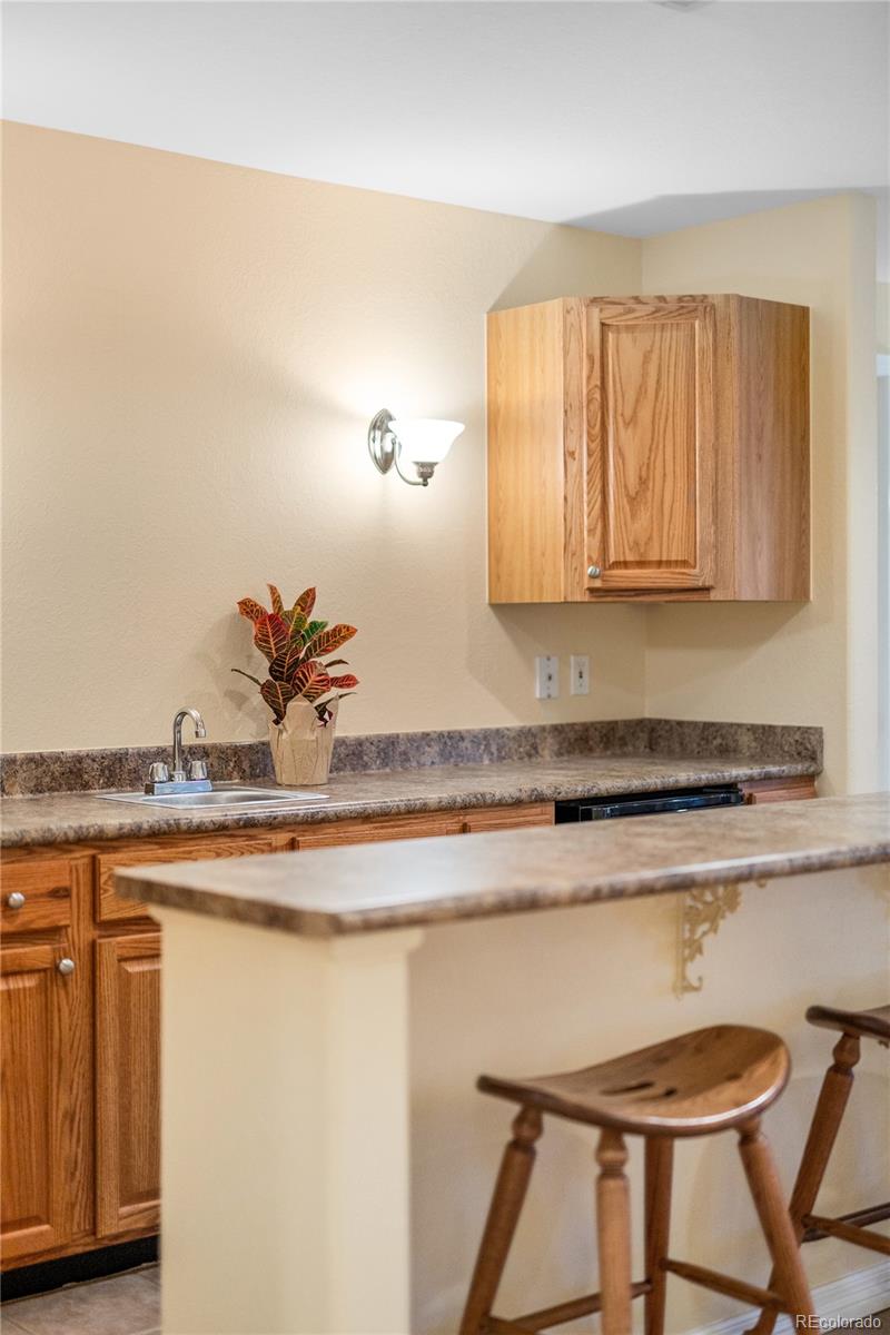 9540 Field Way, Littleton, CO 80127, 5 Bedrooms Bedrooms, ,5 BathroomsBathrooms,Residential,For Sale,Field,REC8647587