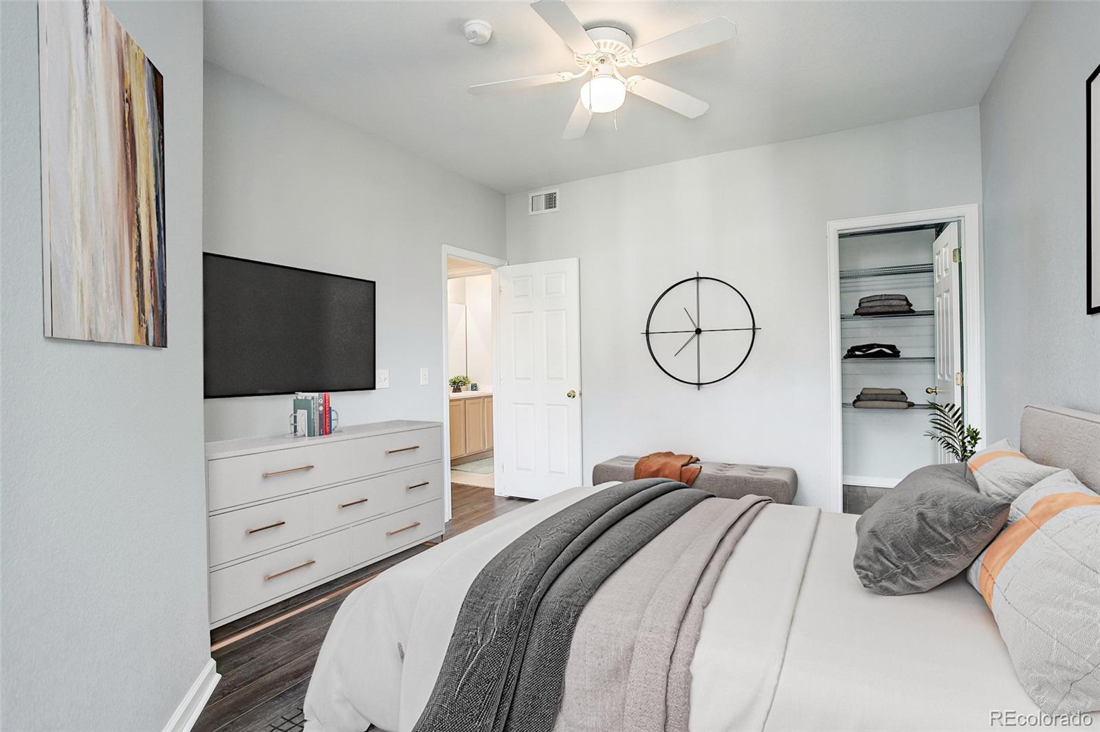 8707 Florida Avenue #806, Denver, CO 80247, 2 Bedrooms Bedrooms, ,2 BathroomsBathrooms,Residential,For Sale,Florida,REC4150056