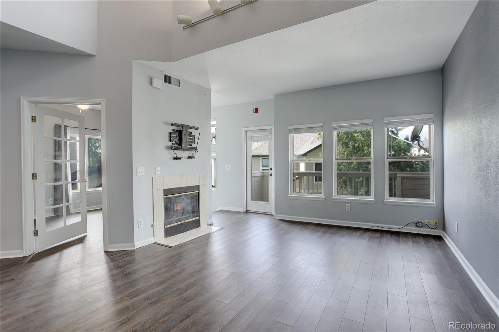 8707 Florida Avenue #806, Denver, CO 80247, 2 Bedrooms Bedrooms, ,2 BathroomsBathrooms,Residential,For Sale,Florida,REC4150056