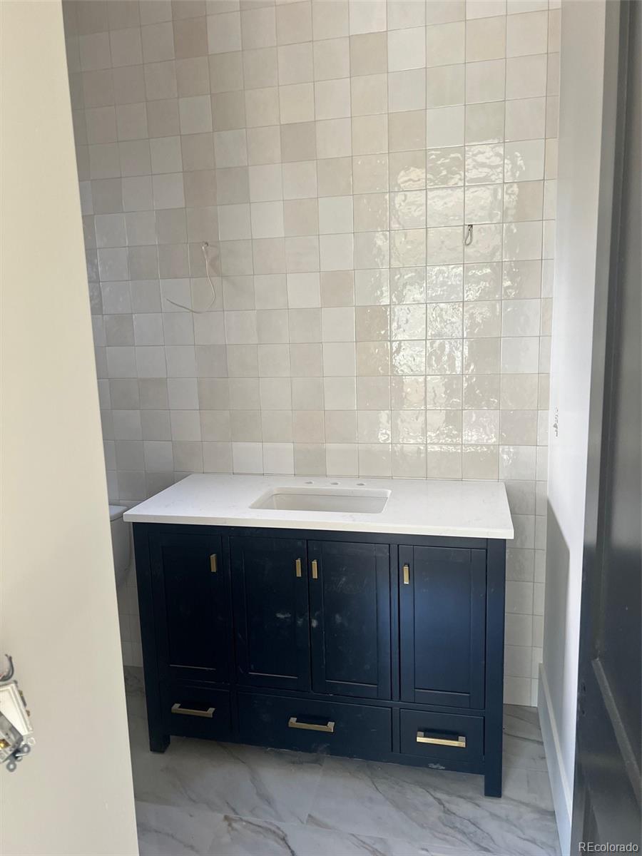 1350 Vine Street, Denver, CO 80210, 5 Bedrooms Bedrooms, ,5 BathroomsBathrooms,Rental,For Rent,Vine,REC6980499