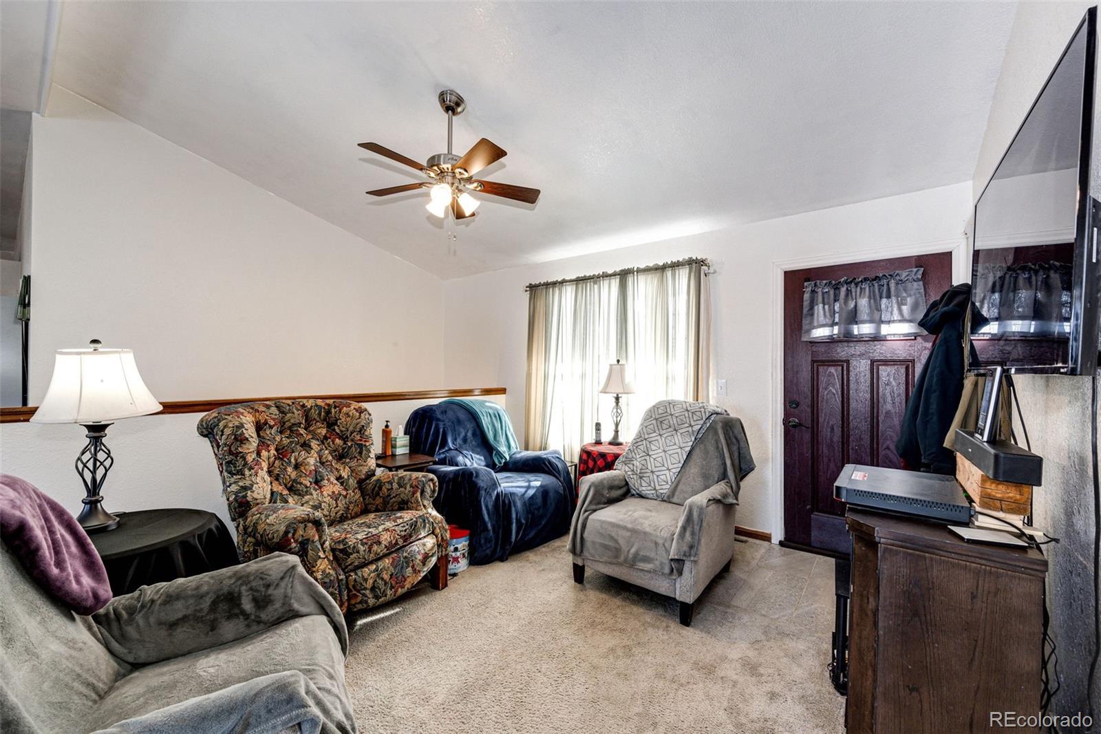 8284 Sunrise Drive, Elizabeth, CO 80107, 5 Bedrooms Bedrooms, ,3 BathroomsBathrooms,Residential,For Sale,Sunrise,REC9982403