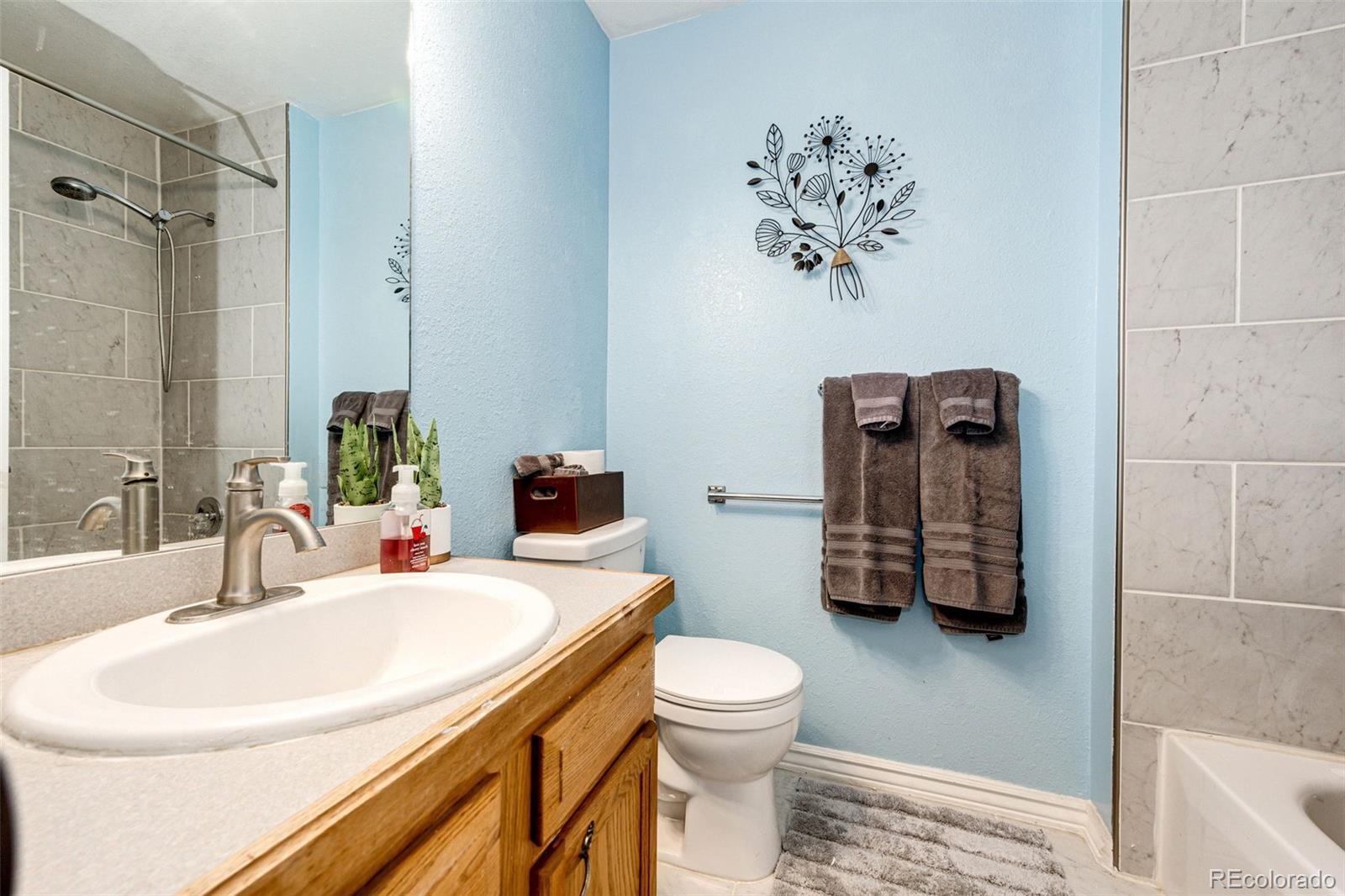 8284 Sunrise Drive, Elizabeth, CO 80107, 5 Bedrooms Bedrooms, ,3 BathroomsBathrooms,Residential,For Sale,Sunrise,REC9982403