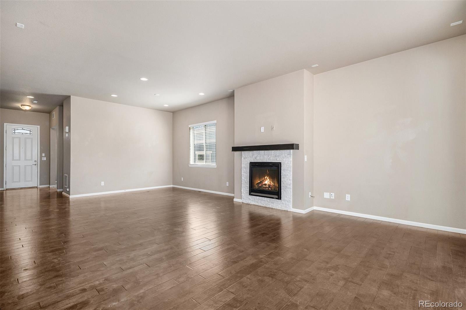 6561 Queensburg Court, Aurora, CO 80016, 3 Bedrooms Bedrooms, ,3 BathroomsBathrooms,Residential,For Sale,Queensburg,REC6118044