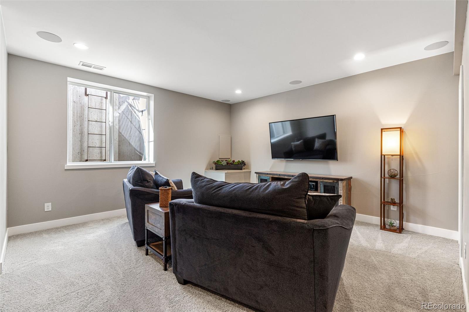 Restricted Address, 3 Bedrooms Bedrooms, ,4 BathroomsBathrooms,Residential,For Sale,Navajo,REC3697110