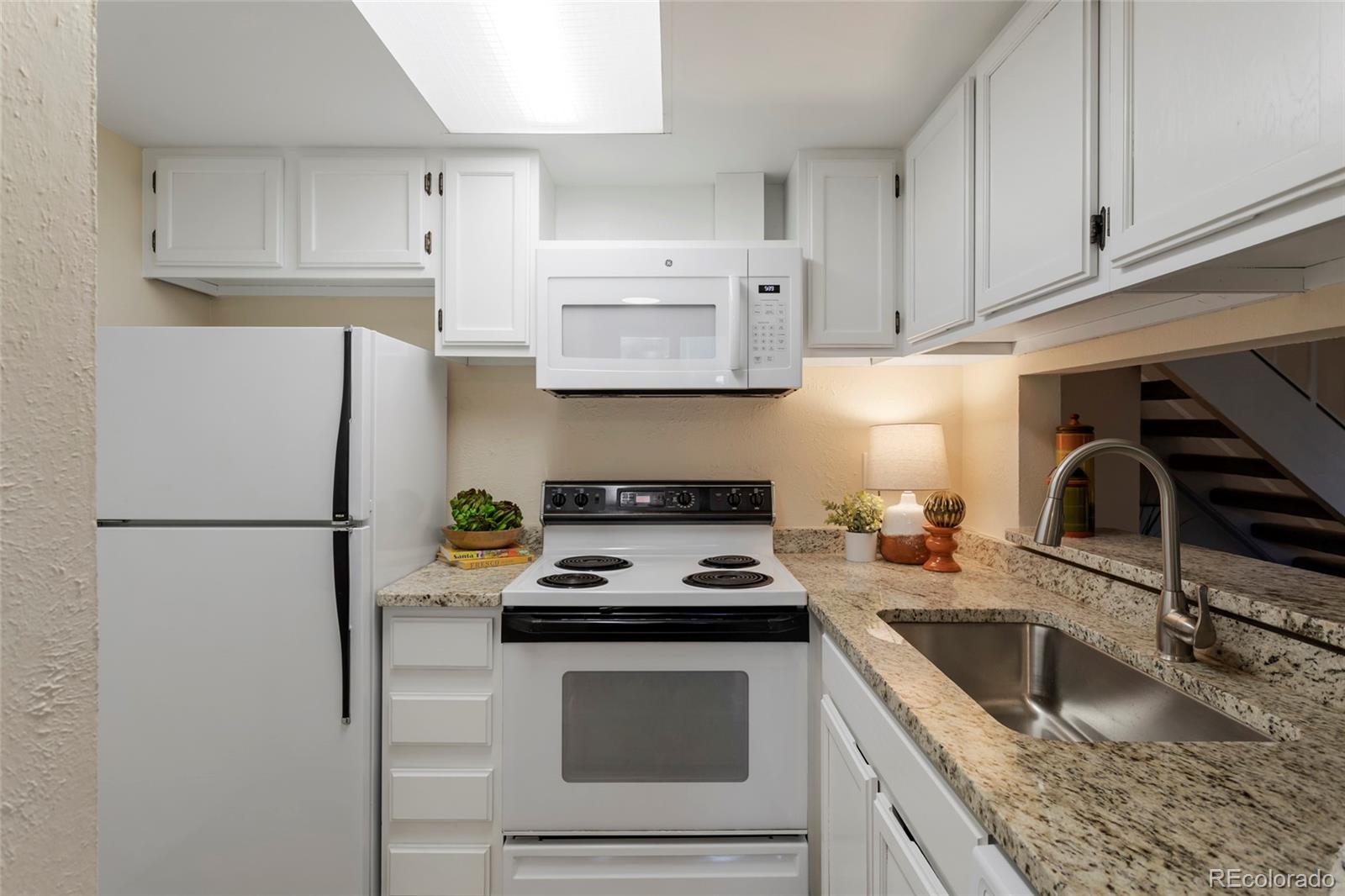 1250 Monaco Parkway #98, Denver, CO 80224, 2 Bedrooms Bedrooms, ,2 BathroomsBathrooms,Residential,For Sale,Monaco,REC3443858