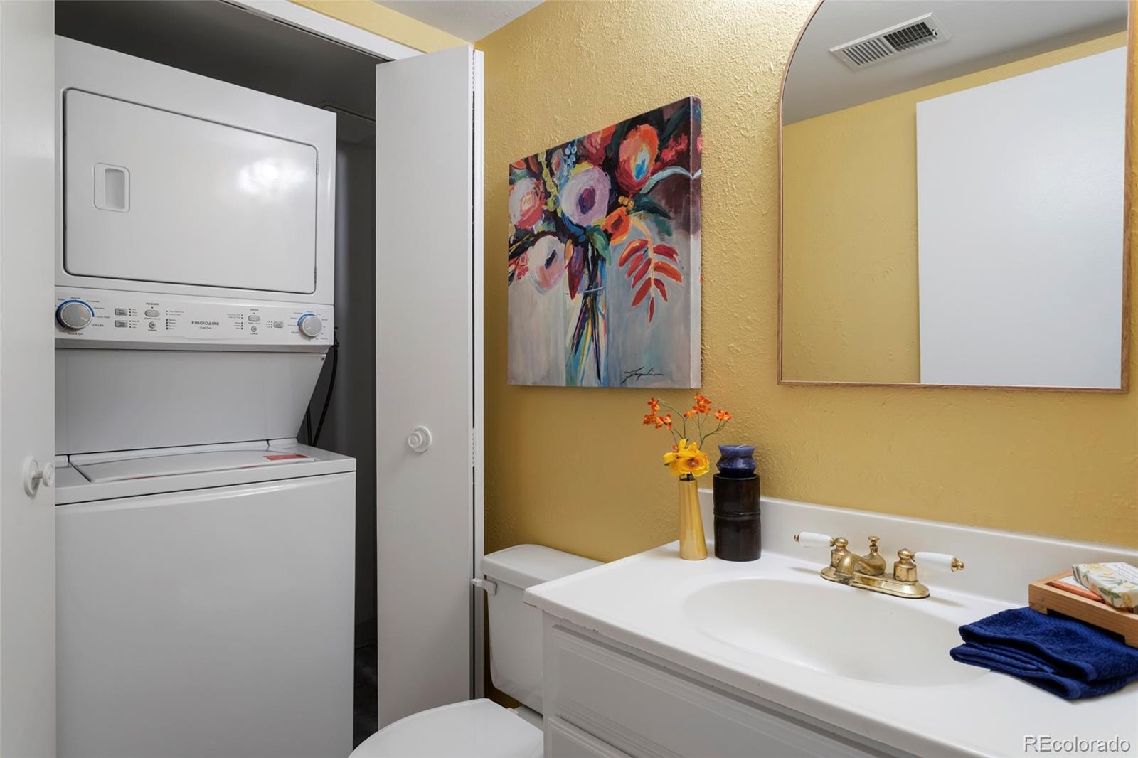 1250 Monaco Parkway #98, Denver, CO 80224, 2 Bedrooms Bedrooms, ,2 BathroomsBathrooms,Residential,For Sale,Monaco,REC3443858