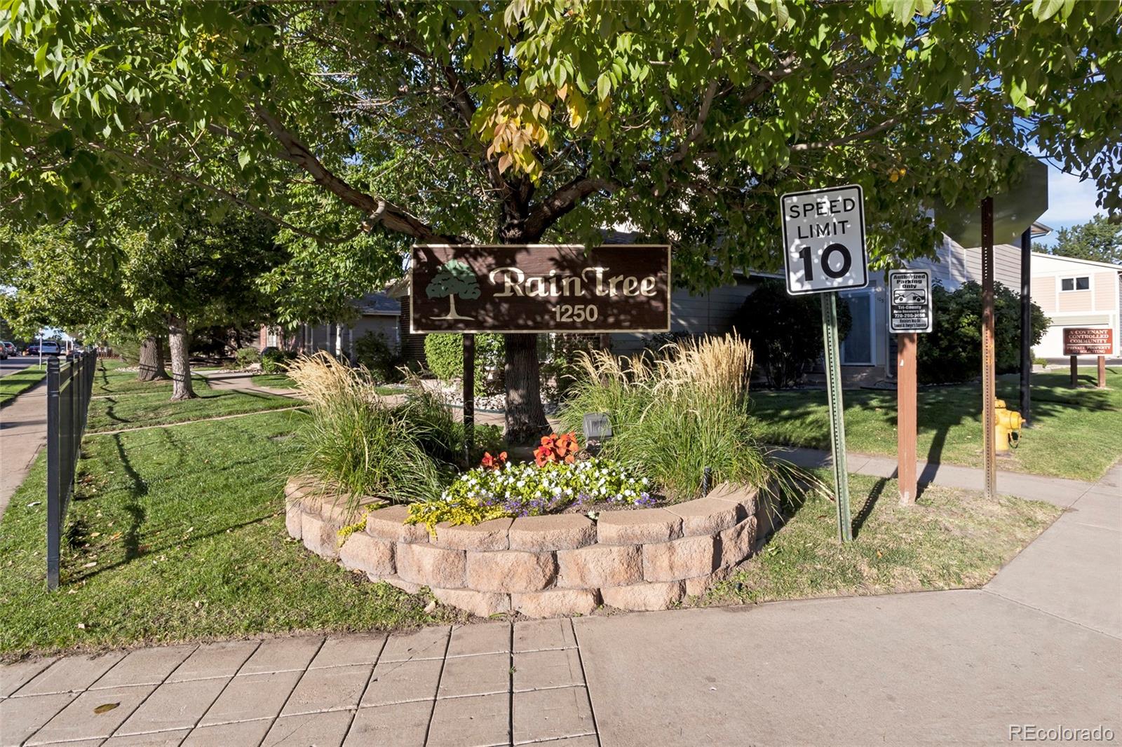 1250 Monaco Parkway #98, Denver, CO 80224, 2 Bedrooms Bedrooms, ,2 BathroomsBathrooms,Residential,For Sale,Monaco,REC3443858