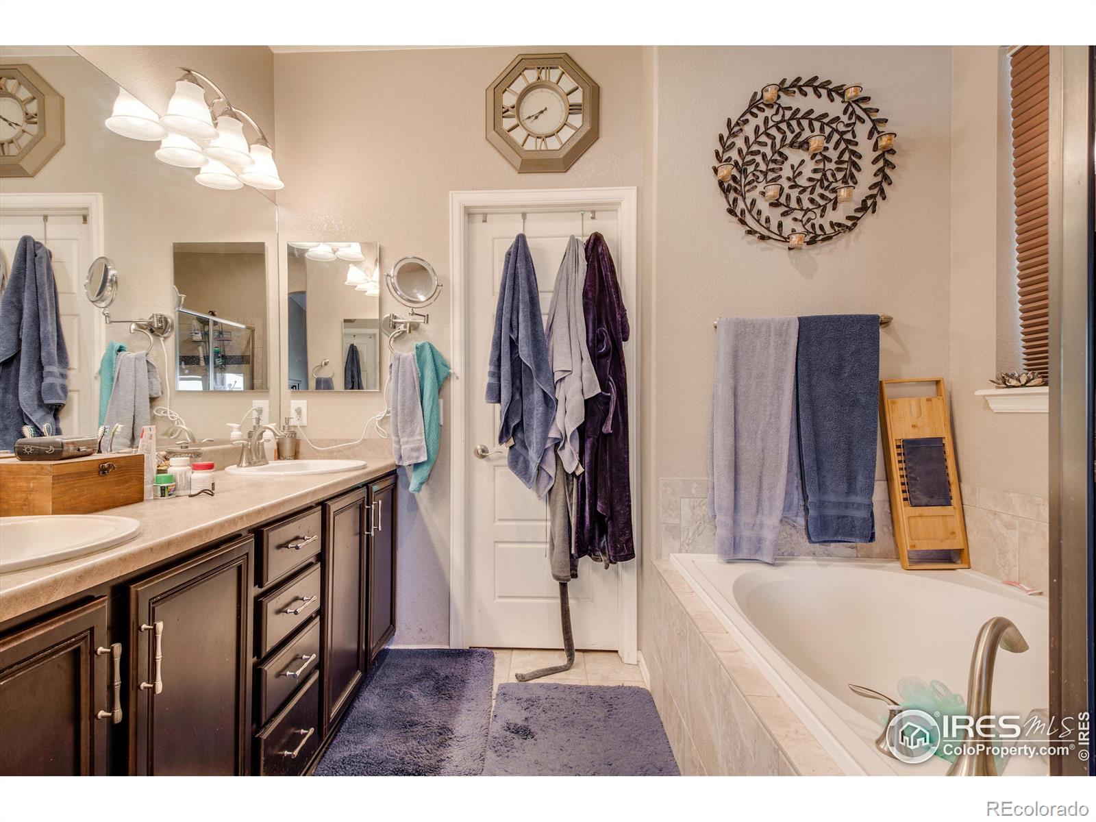 5169 Thistle Drive, Brighton, CO 80601, 4 Bedrooms Bedrooms, ,4 BathroomsBathrooms,Residential,For Sale,Thistle,RECIR1019494