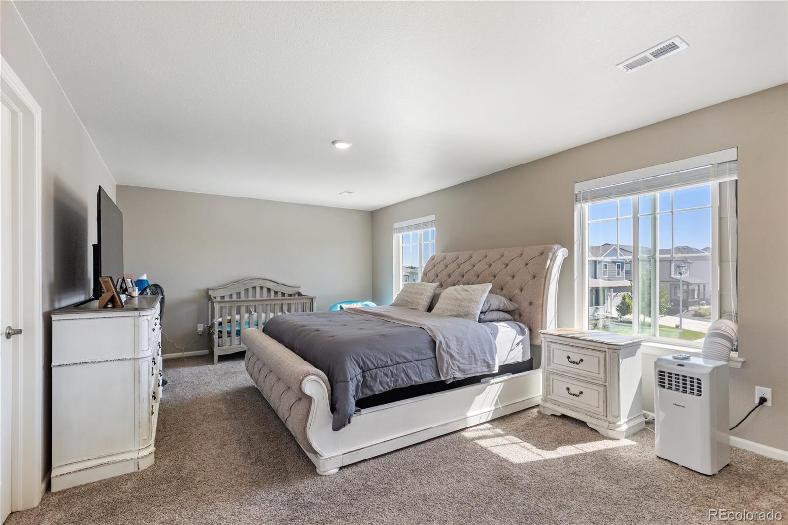 6401 B Street Road, Greeley, CO 80634, 4 Bedrooms Bedrooms, ,3 BathroomsBathrooms,Residential,For Sale,B Street,REC6946088