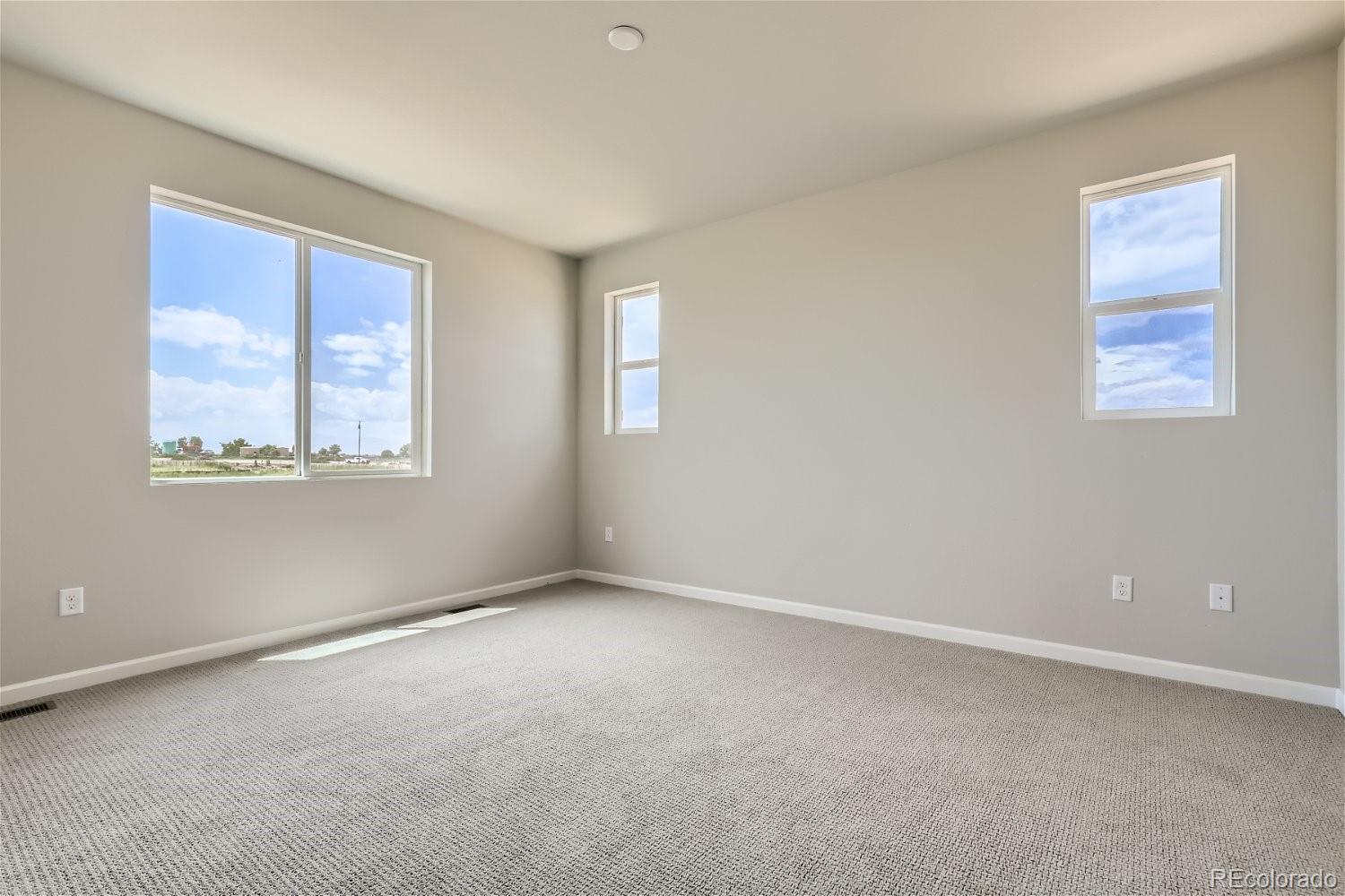 10161 Quentin Court, Commerce City, CO 80022, 3 Bedrooms Bedrooms, ,2 BathroomsBathrooms,Residential,For Sale,Quentin,REC2390953