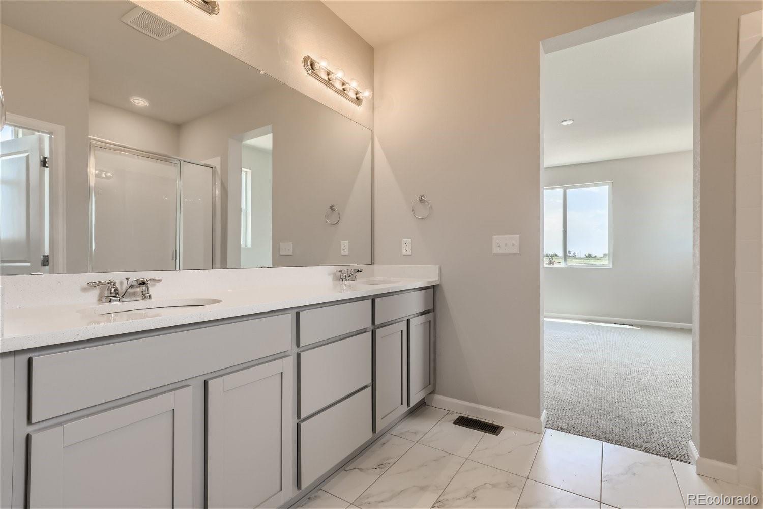 10161 Quentin Court, Commerce City, CO 80022, 3 Bedrooms Bedrooms, ,2 BathroomsBathrooms,Residential,For Sale,Quentin,REC2390953