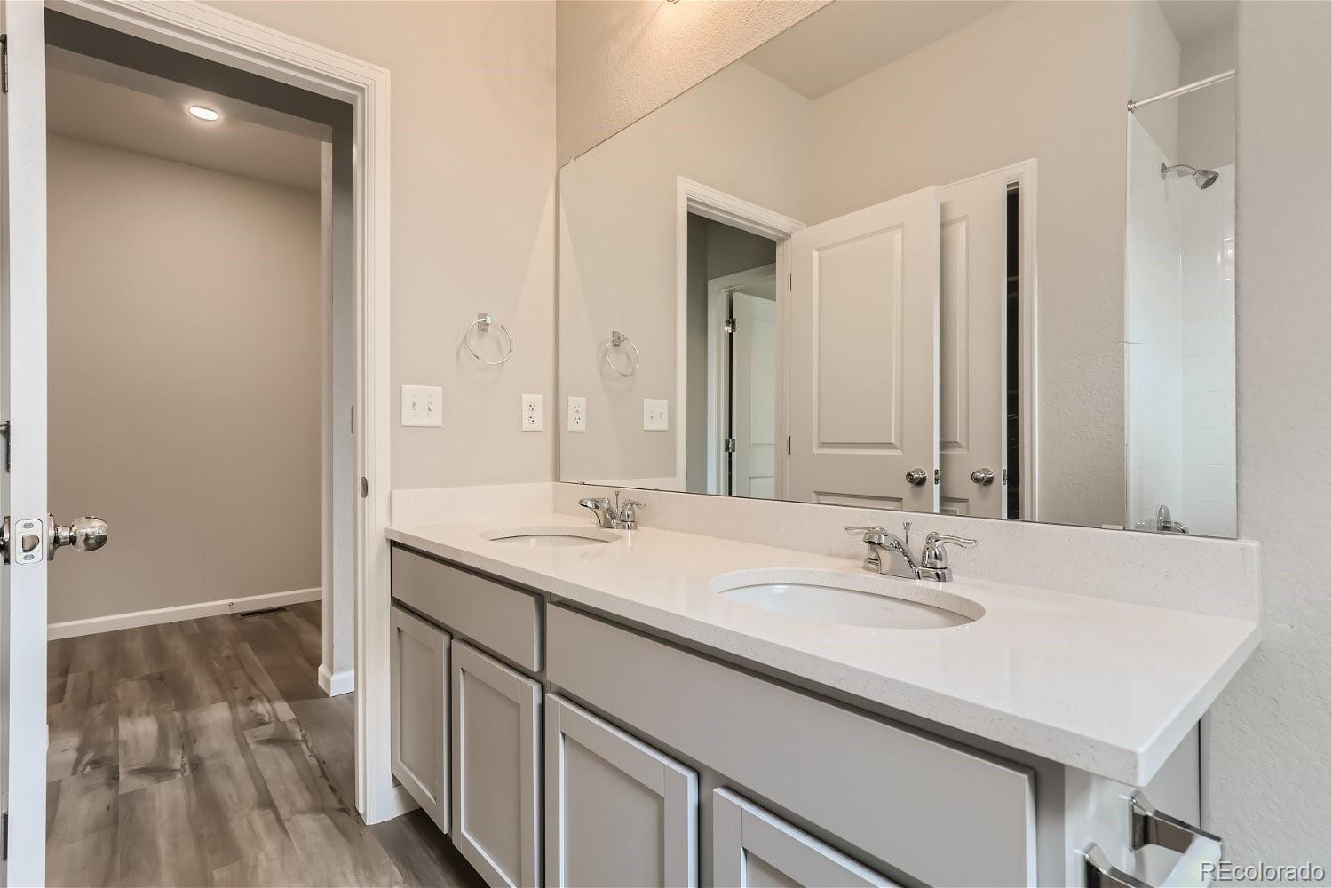 10161 Quentin Court, Commerce City, CO 80022, 3 Bedrooms Bedrooms, ,2 BathroomsBathrooms,Residential,For Sale,Quentin,REC2390953