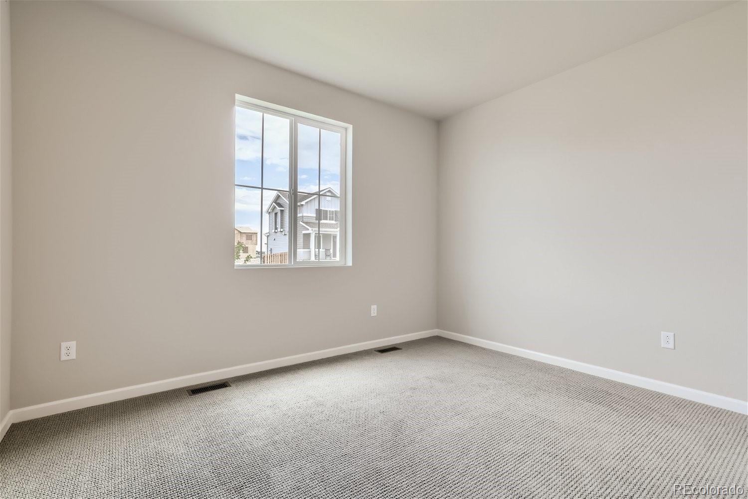 10161 Quentin Court, Commerce City, CO 80022, 3 Bedrooms Bedrooms, ,2 BathroomsBathrooms,Residential,For Sale,Quentin,REC2390953