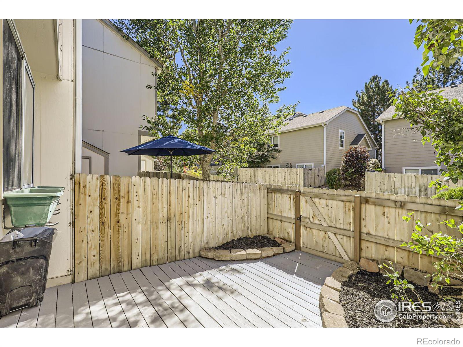 18234 Arizona Avenue #D, Aurora, CO 80017, 2 Bedrooms Bedrooms, ,2 BathroomsBathrooms,Residential,For Sale,Arizona,RECIR1019577