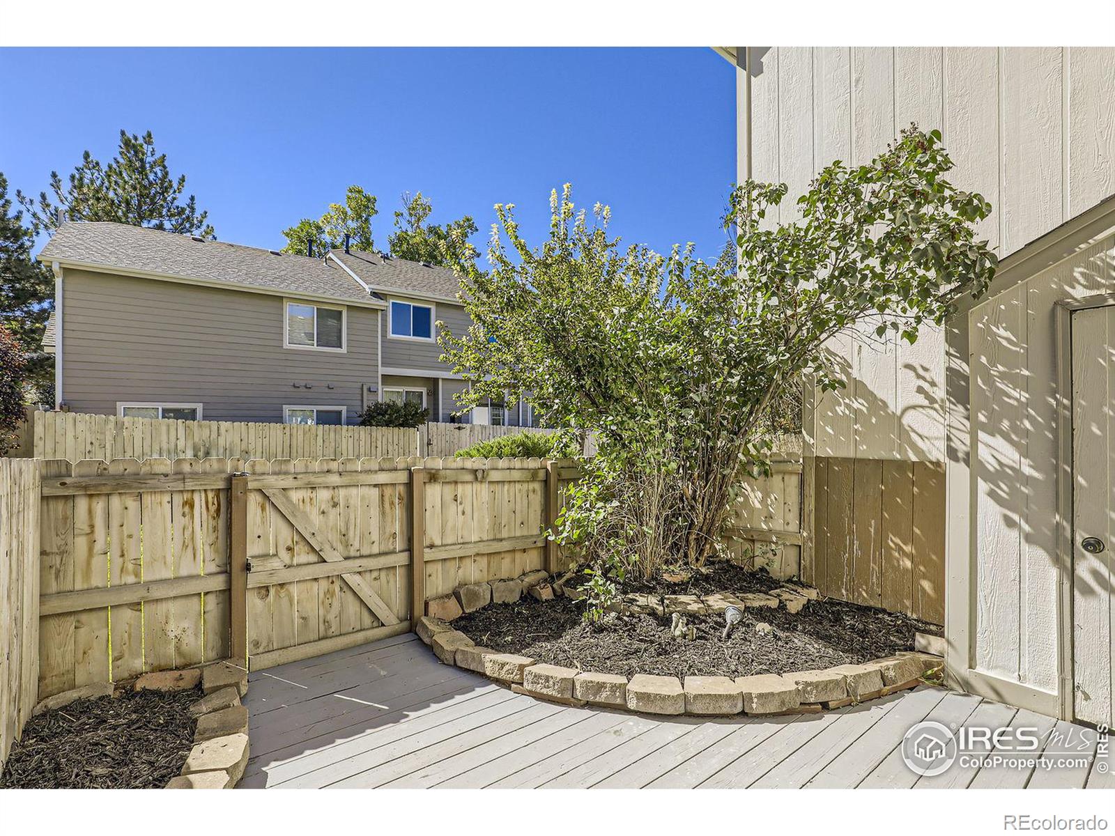 18234 Arizona Avenue #D, Aurora, CO 80017, 2 Bedrooms Bedrooms, ,2 BathroomsBathrooms,Residential,For Sale,Arizona,RECIR1019577