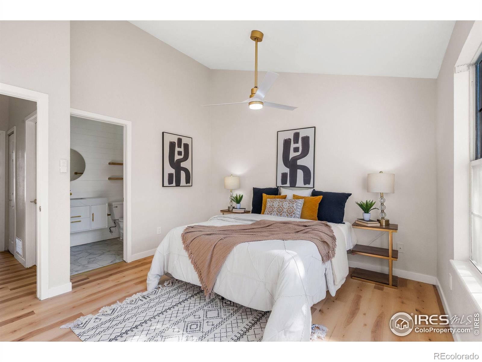 18234 Arizona Avenue #D, Aurora, CO 80017, 2 Bedrooms Bedrooms, ,2 BathroomsBathrooms,Residential,For Sale,Arizona,RECIR1019577