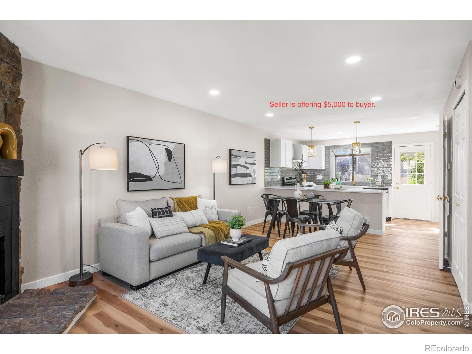 18234 Arizona Avenue #D, Aurora, CO 80017, 2 Bedrooms Bedrooms, ,2 BathroomsBathrooms,Residential,For Sale,Arizona,RECIR1019577