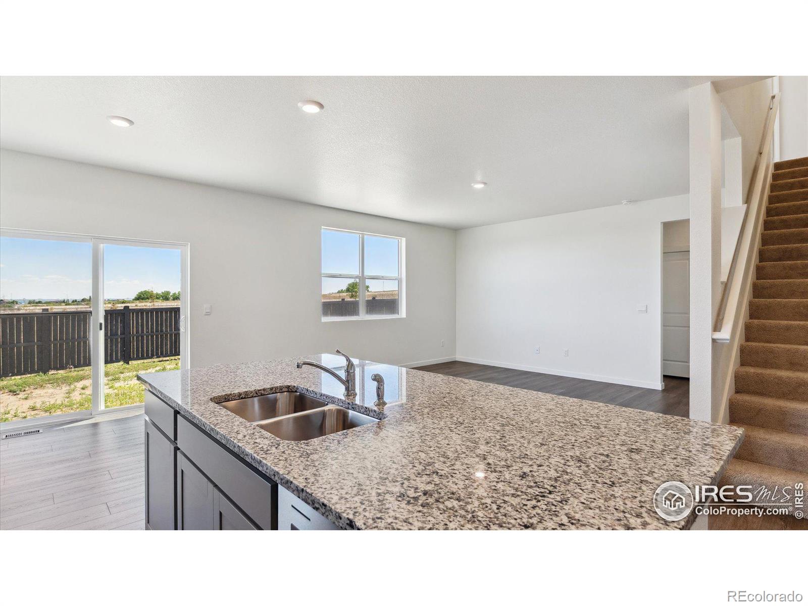 7300 27th St Ln, Greeley, CO 80634, 5 Bedrooms Bedrooms, ,3 BathroomsBathrooms,Residential,For Sale,27th,RECIR1019574