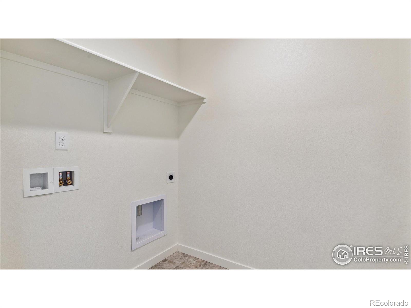 7300 27th St Ln, Greeley, CO 80634, 5 Bedrooms Bedrooms, ,3 BathroomsBathrooms,Residential,For Sale,27th,RECIR1019574