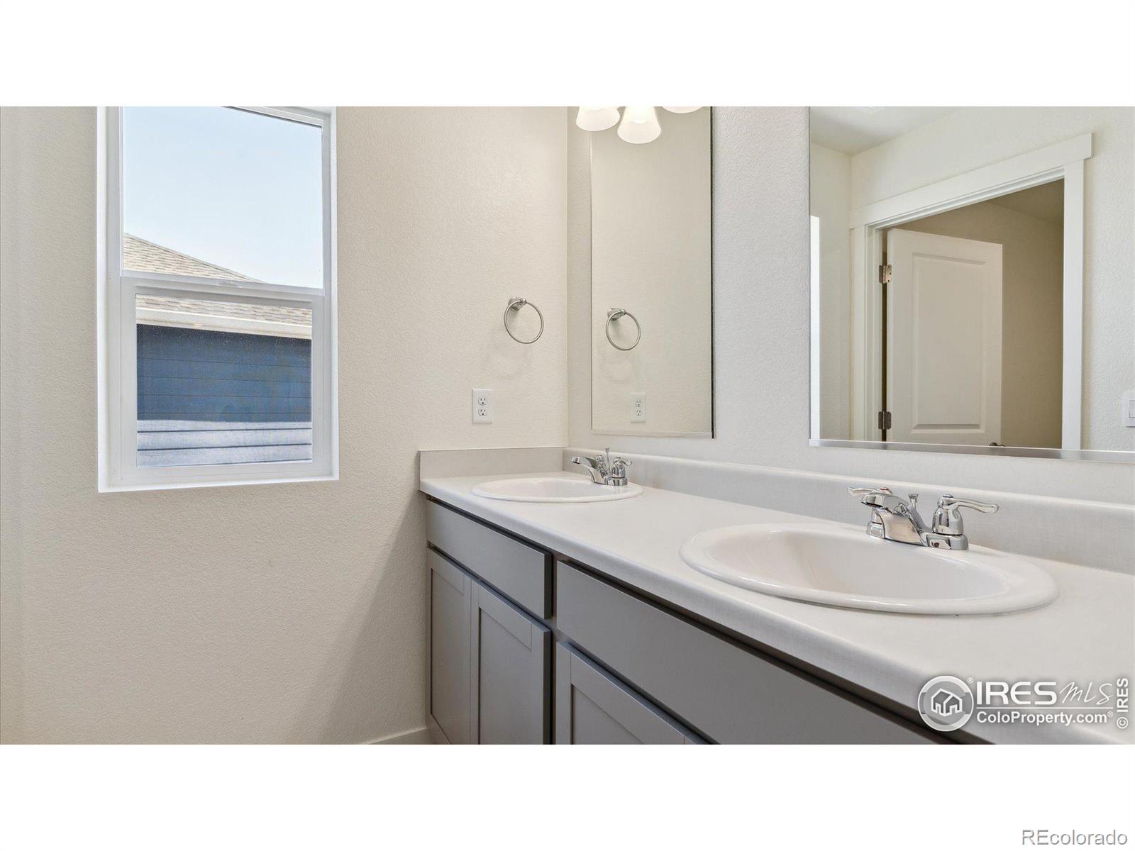 7300 27th St Ln, Greeley, CO 80634, 5 Bedrooms Bedrooms, ,3 BathroomsBathrooms,Residential,For Sale,27th,RECIR1019574