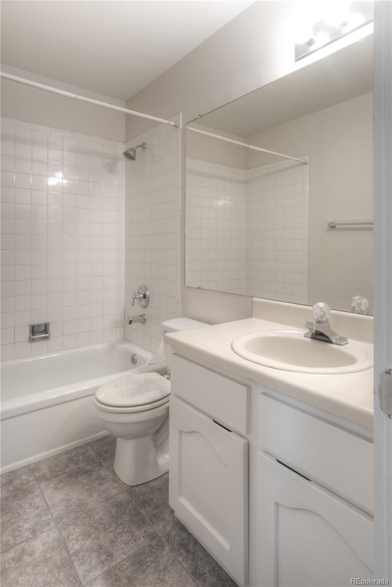 10150 Virginia Avenue #205, Denver, CO 80247, 2 Bedrooms Bedrooms, ,2 BathroomsBathrooms,Residential,For Sale,Virginia,REC5524817