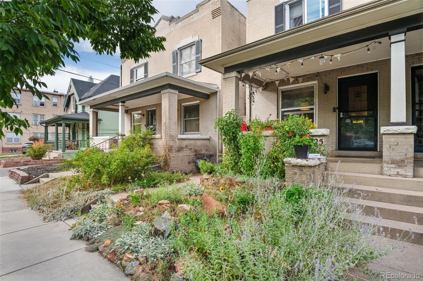 2225 14th Avenue, Denver, CO 80206, 2 Bedrooms Bedrooms, ,1 BathroomBathrooms,Residential,For Sale,14th,REC2261912
