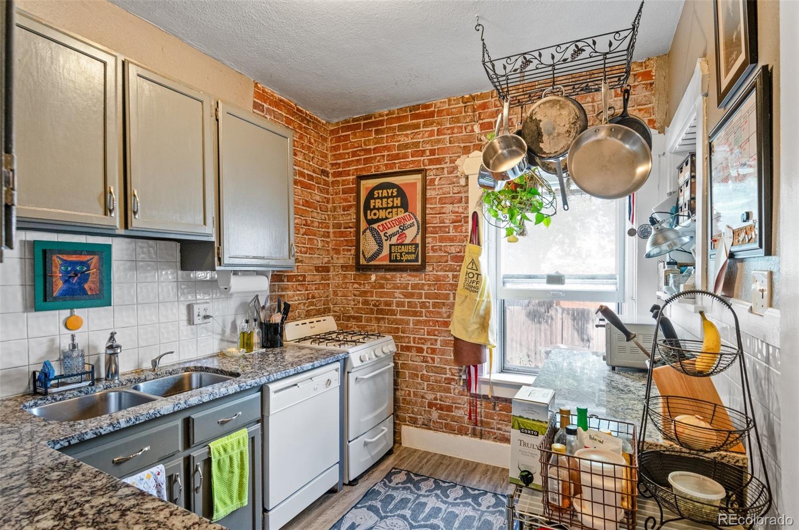 2225 14th Avenue, Denver, CO 80206, 2 Bedrooms Bedrooms, ,1 BathroomBathrooms,Residential,For Sale,14th,REC2261912
