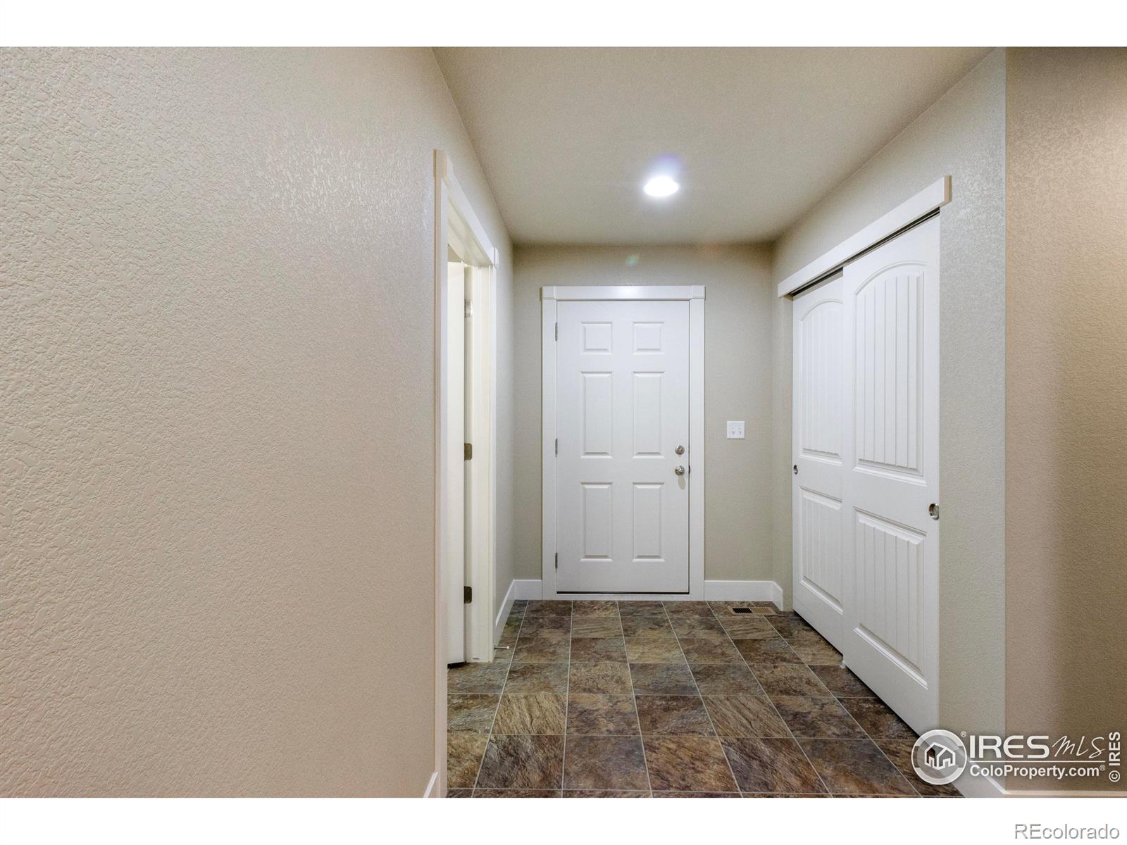 6544 18th Street, Greeley, CO 80634, 3 Bedrooms Bedrooms, ,2 BathroomsBathrooms,Residential,For Sale,18th,RECIR1019605