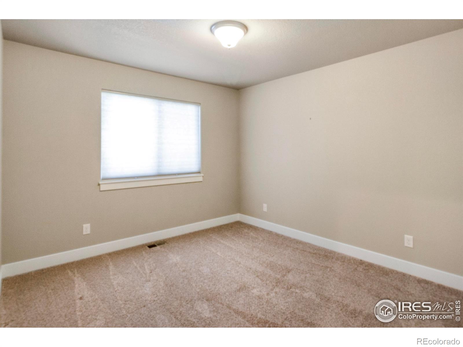 6544 18th Street, Greeley, CO 80634, 3 Bedrooms Bedrooms, ,2 BathroomsBathrooms,Residential,For Sale,18th,RECIR1019605